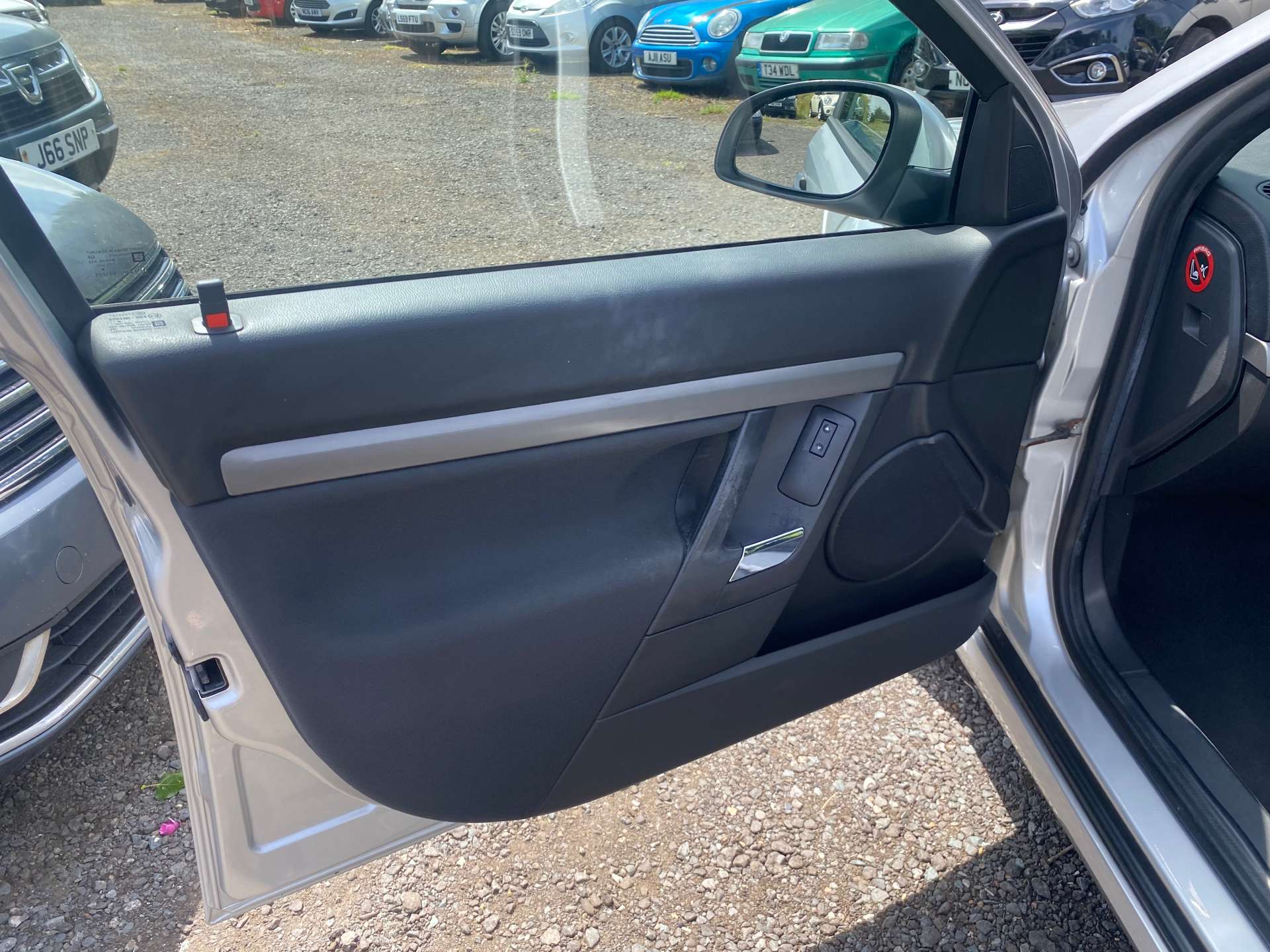 Vauxhall VECTRA 1.8 Vectra Life 5dr #30