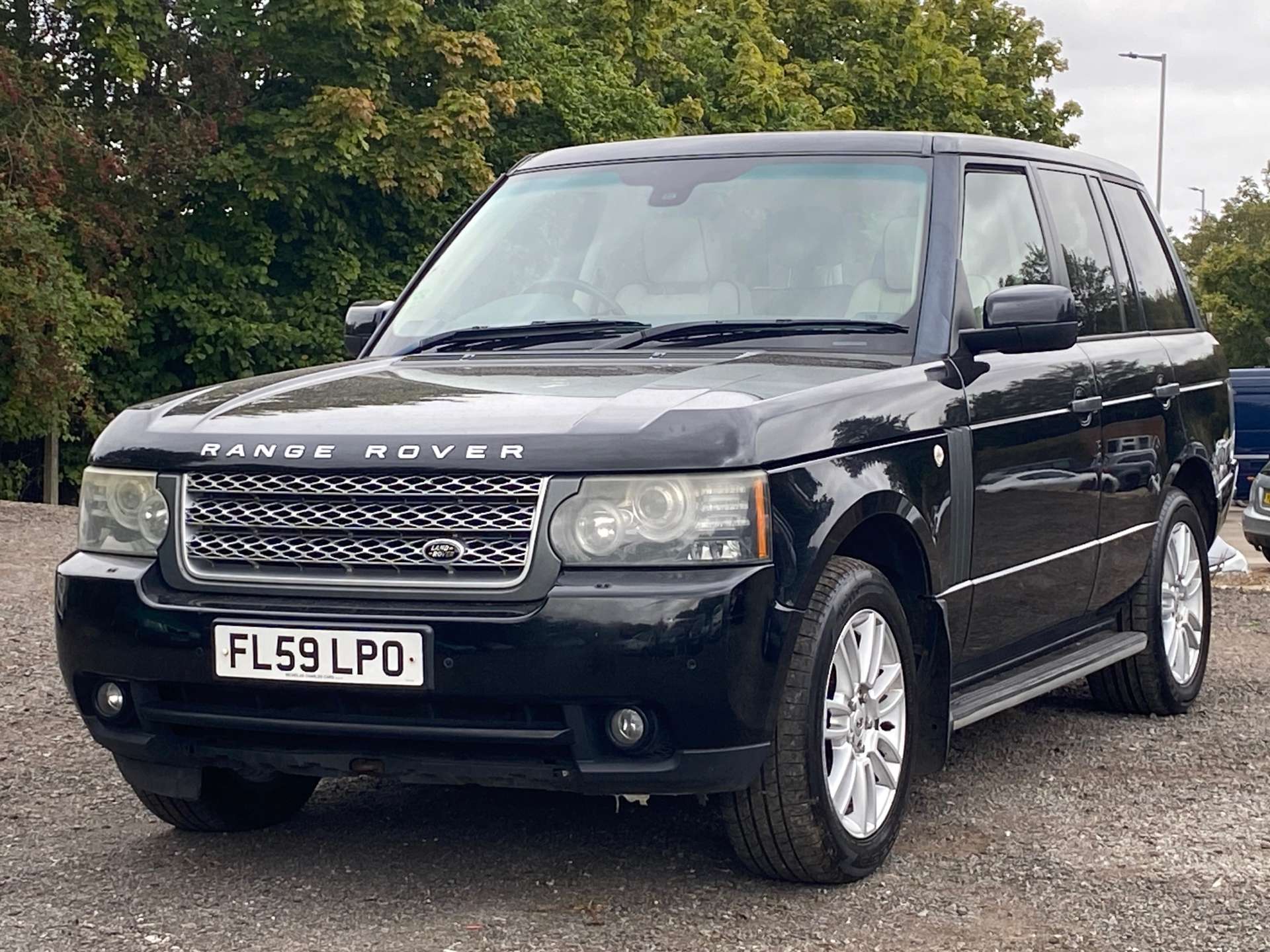 Land Rover Range Rover 3.6 Range Rover Vogue TDV8 Auto 4WD 5dr #2