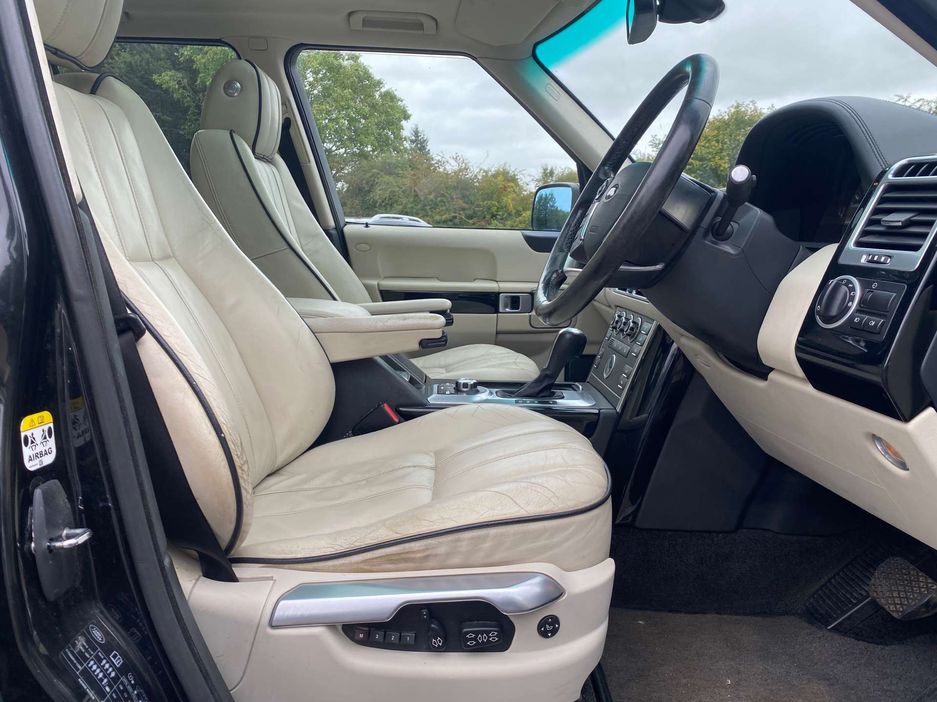 Land Rover Range Rover 3.6 Range Rover Vogue TDV8 Auto 4WD 5dr #11