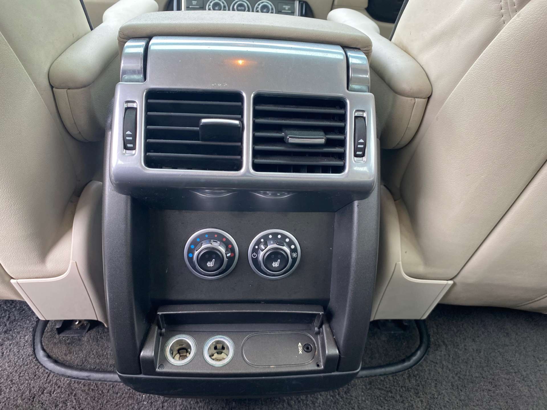Land Rover Range Rover 3.6 Range Rover Vogue TDV8 Auto 4WD 5dr #28
