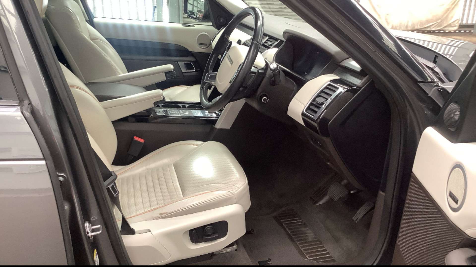 LAND ROVER DISCOVERY 2.0 Discovery HSE SD4 Auto 4WD 5dr #9