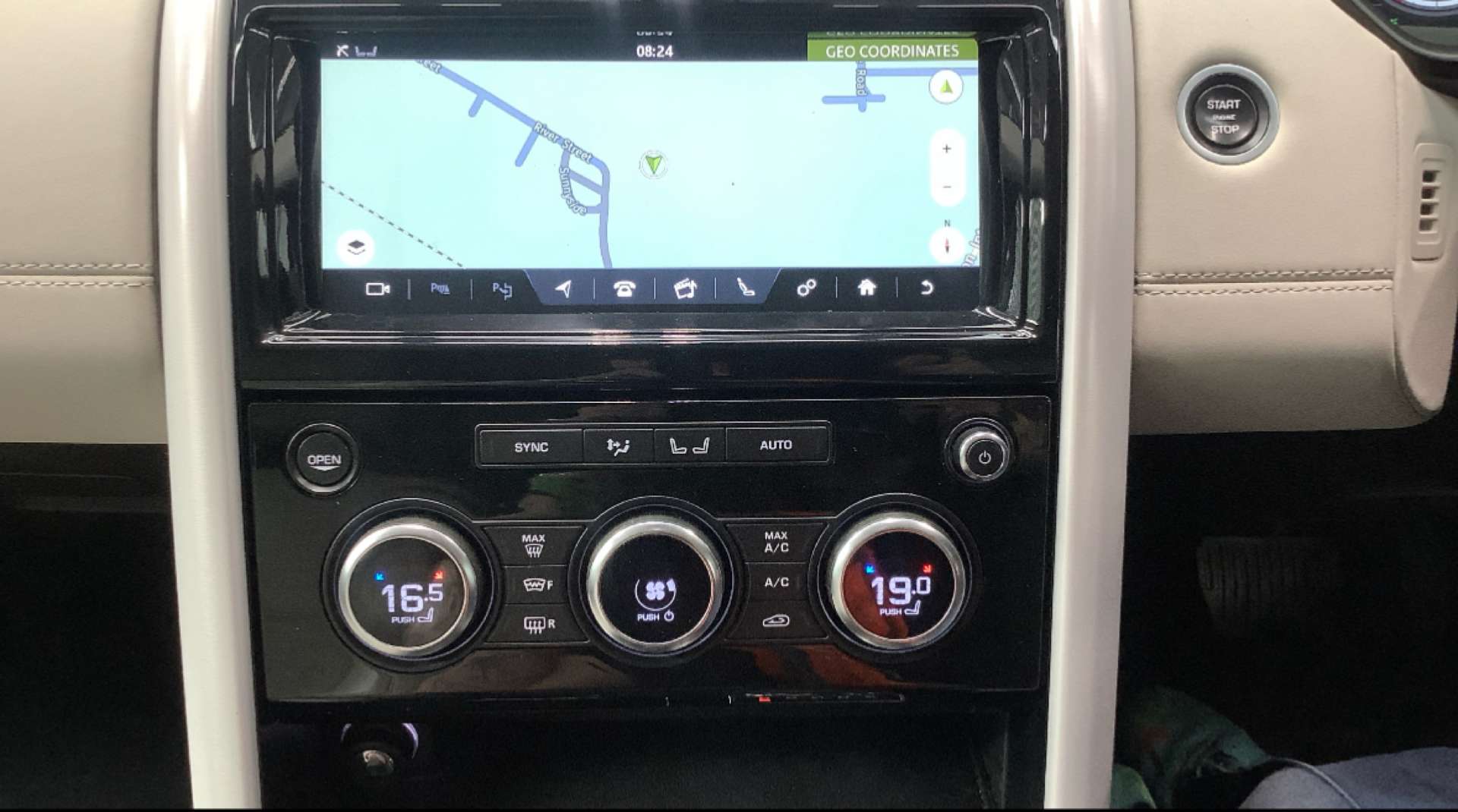 LAND ROVER DISCOVERY 2.0 Discovery HSE SD4 Auto 4WD 5dr #12