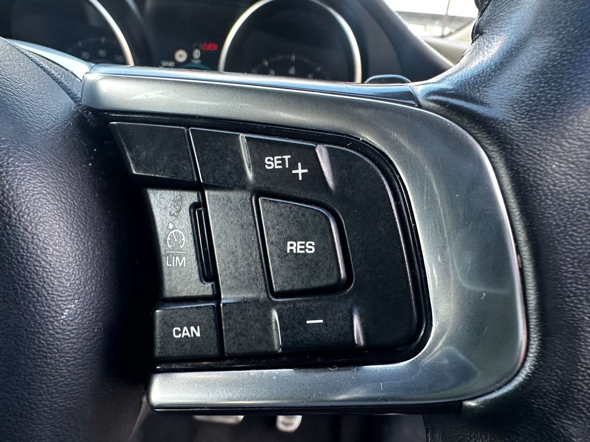 JAGUAR E-PACE 2.0 E-Pace R-Dynamic S AWD Auto 4WD 5dr #43