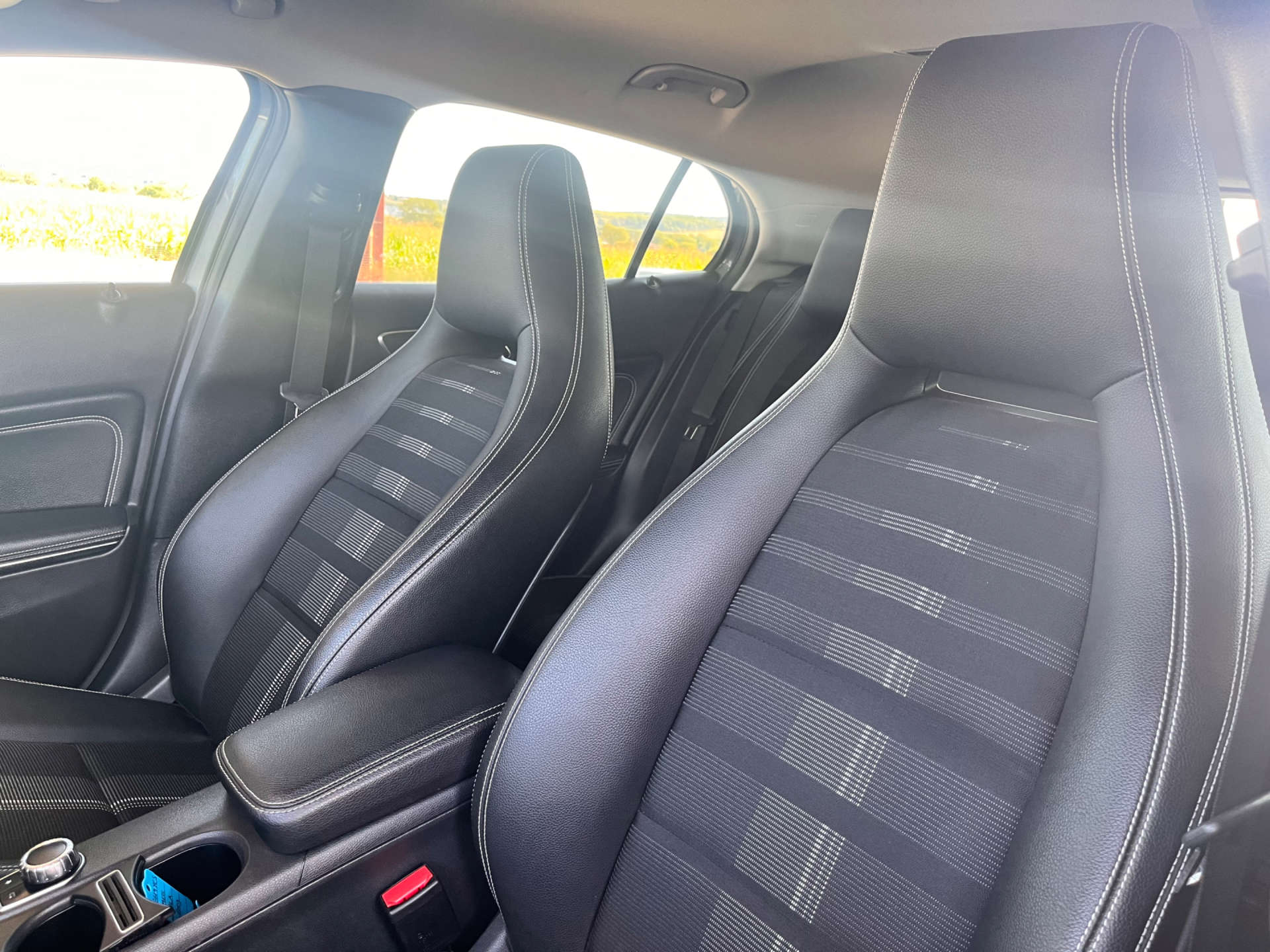 MERCEDES-BENZ GLA 1.6 GLA 180 Urban Edition Auto 5dr #23
