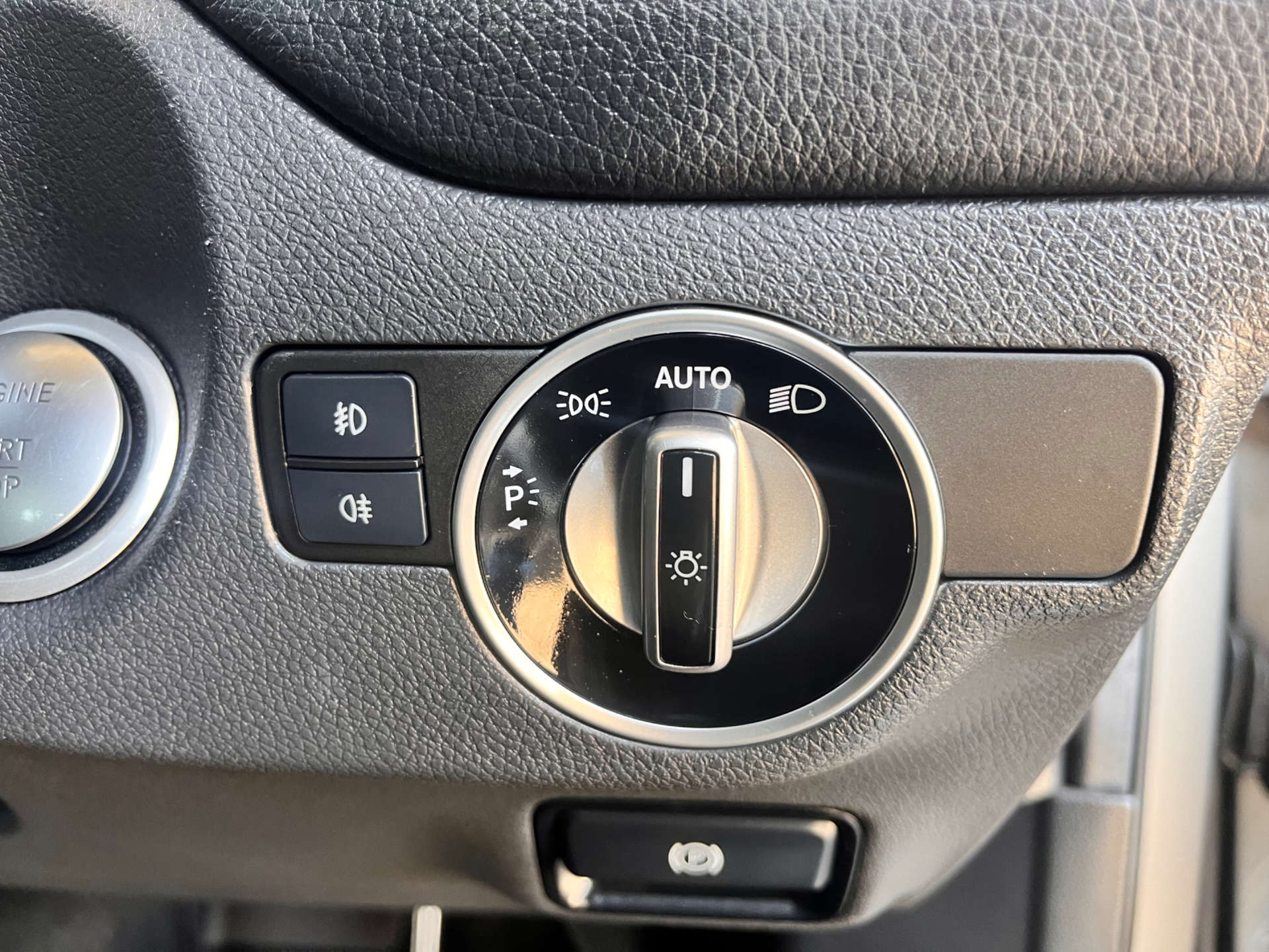 MERCEDES-BENZ GLA 1.6 GLA 180 Urban Edition Auto 5dr #34