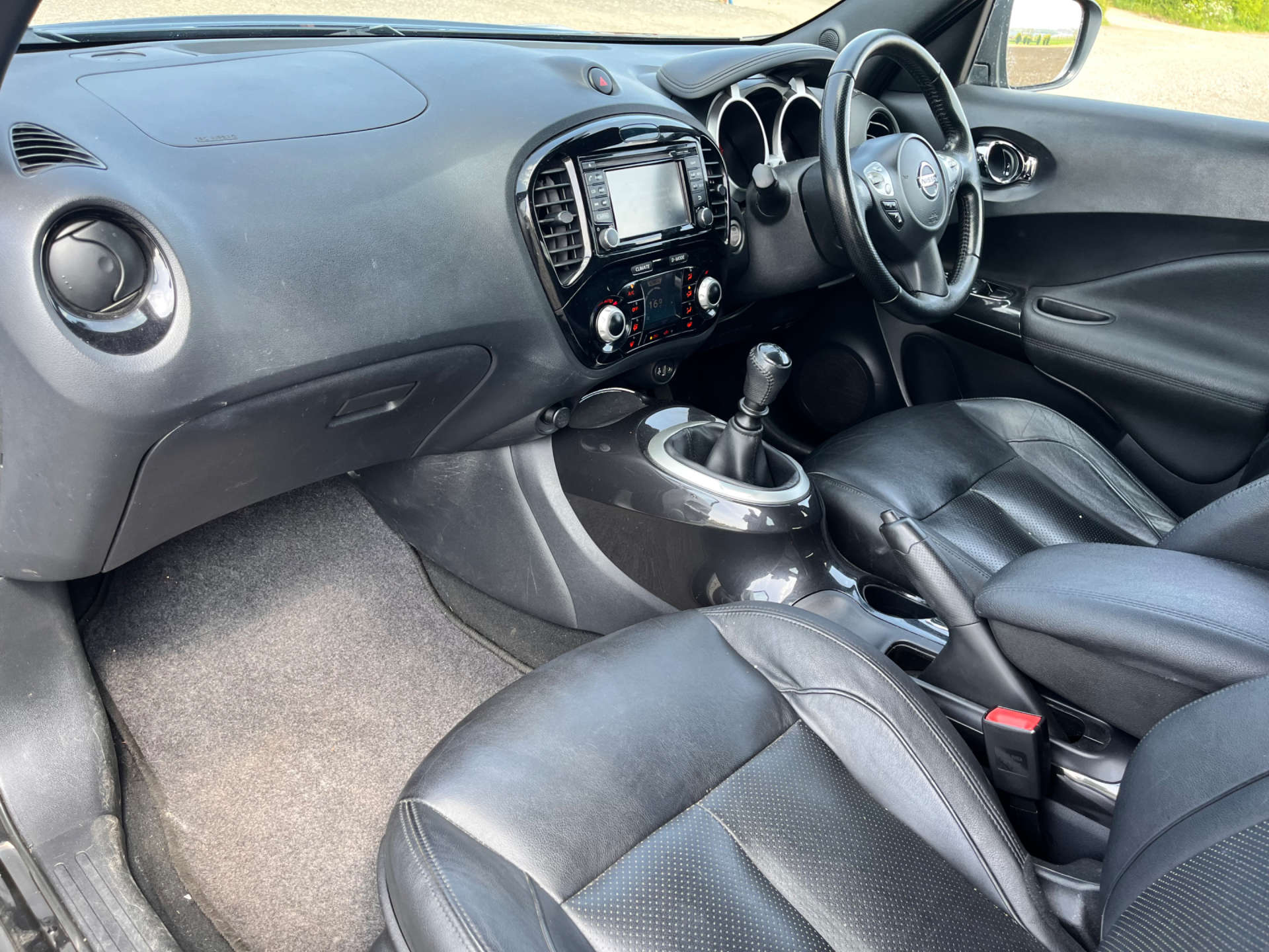 NISSAN JUKE 1.2 Juke Tekna DiG-T 5dr #28