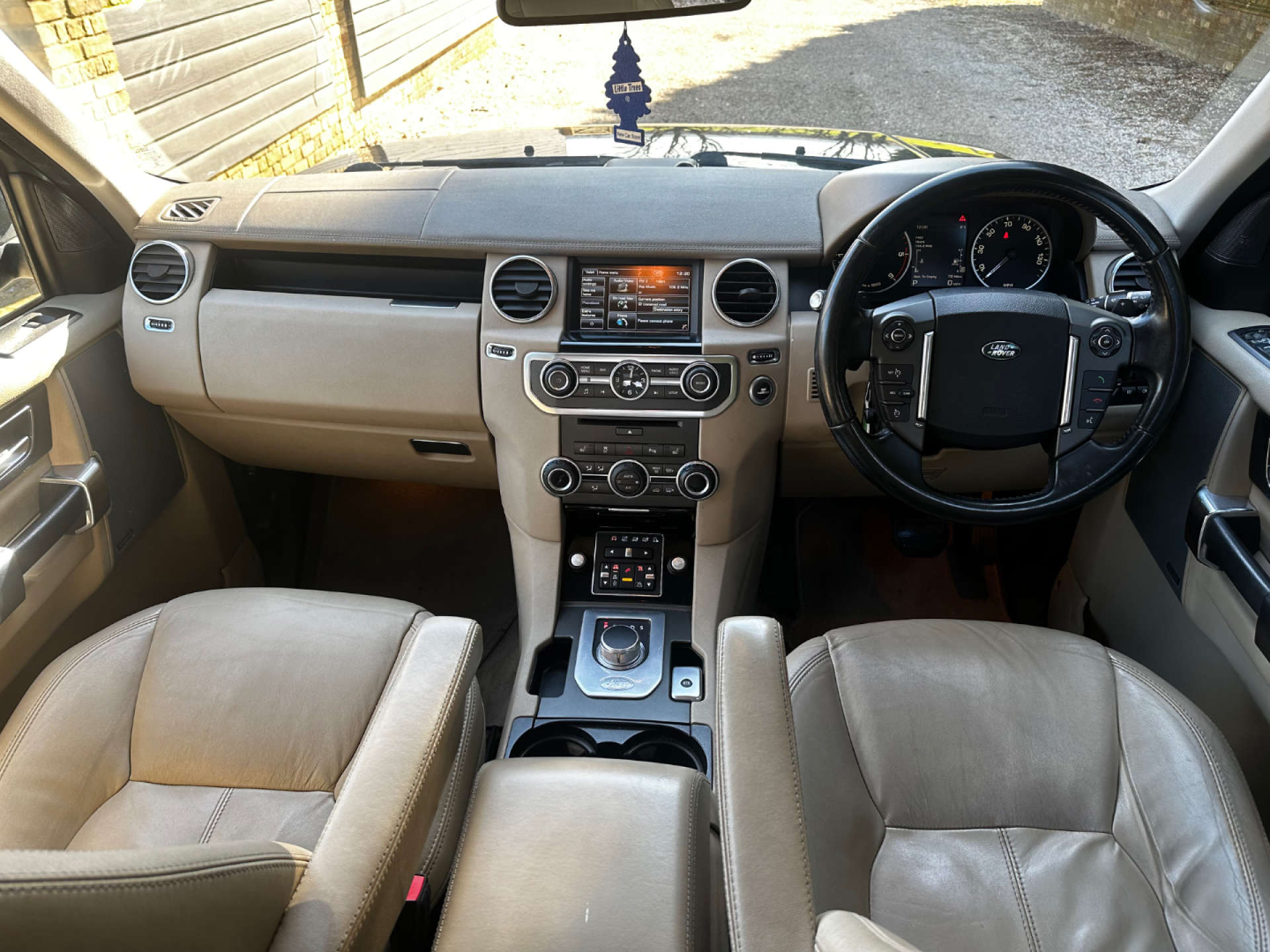 LAND ROVER DISCOVERY 3.0 Discovery HSE SDV6 Auto 4WD 5dr #38