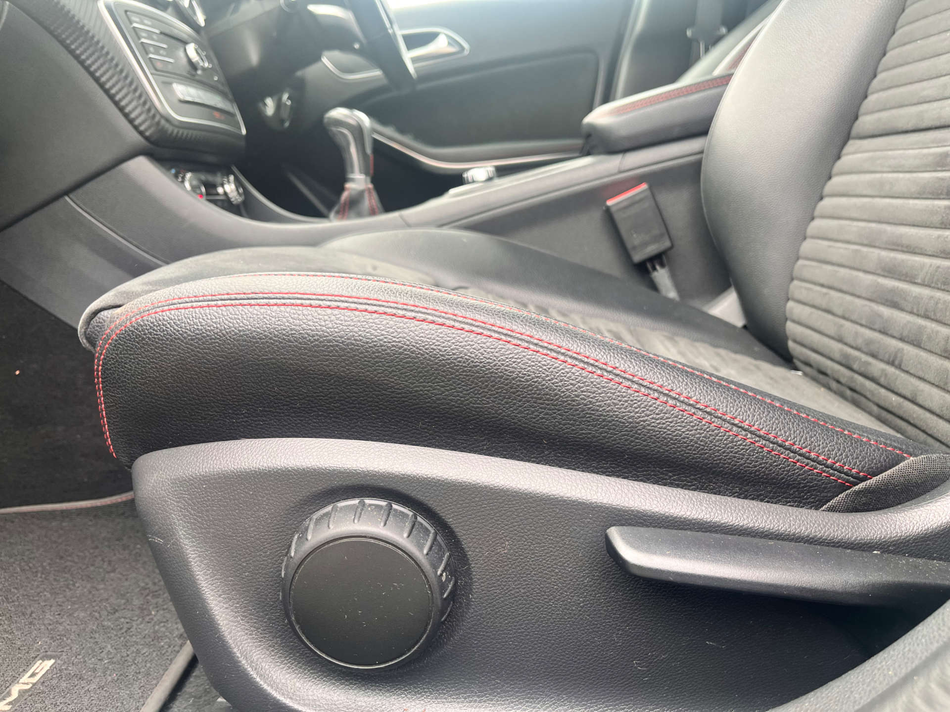 MERCEDES-BENZ A-CLASS 1.6 A 180 AMG Line 5dr #15