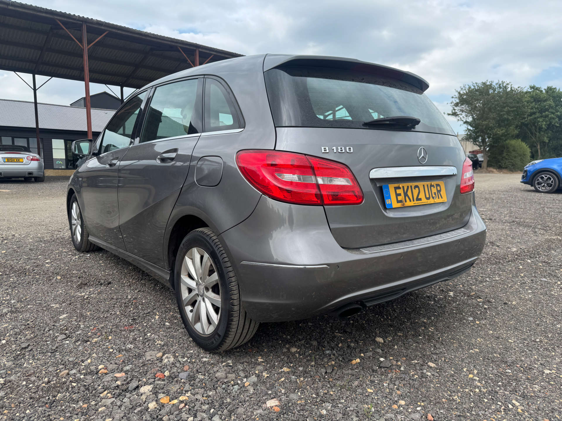 MERCEDES-BENZ B-CLASS 1.6 B180 BlueEfficiency SE Auto 5dr #15
