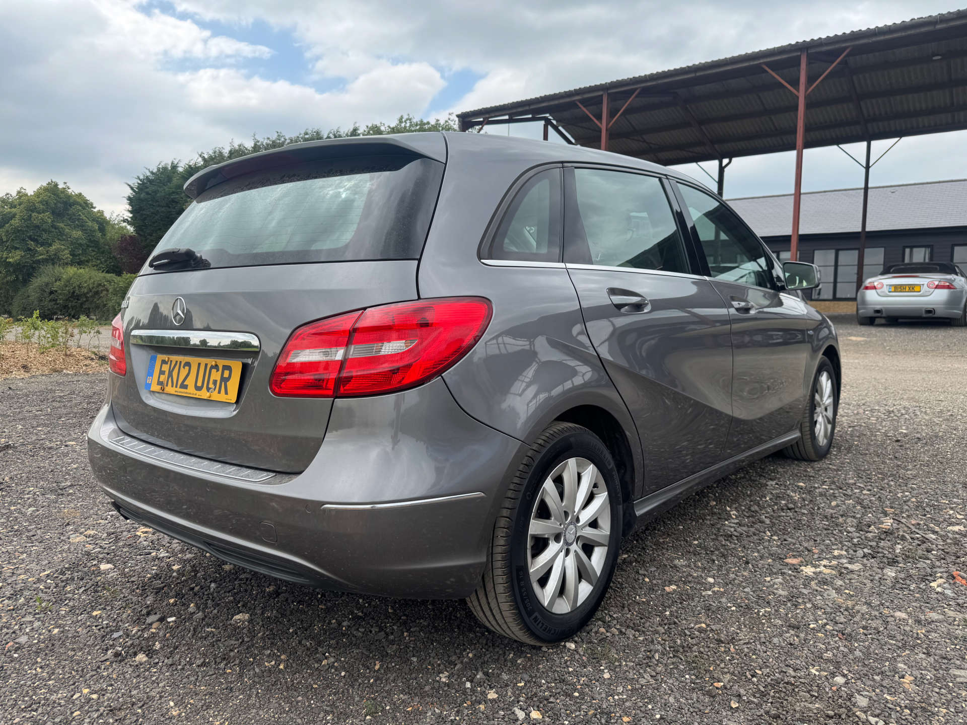MERCEDES-BENZ B-CLASS 1.6 B180 BlueEfficiency SE Auto 5dr #16