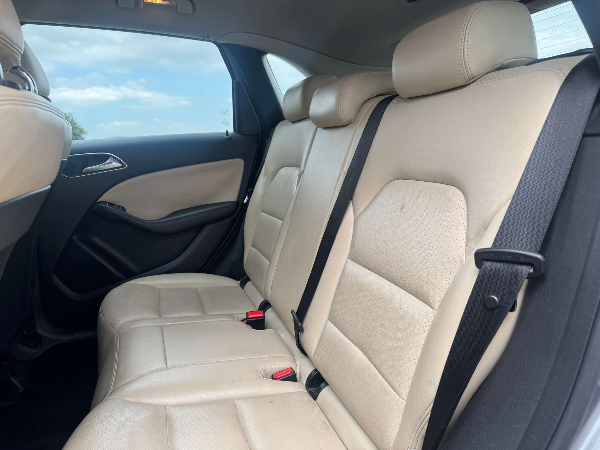 MERCEDES-BENZ B-CLASS 1.6 B180 BlueEfficiency SE Auto 5dr #24