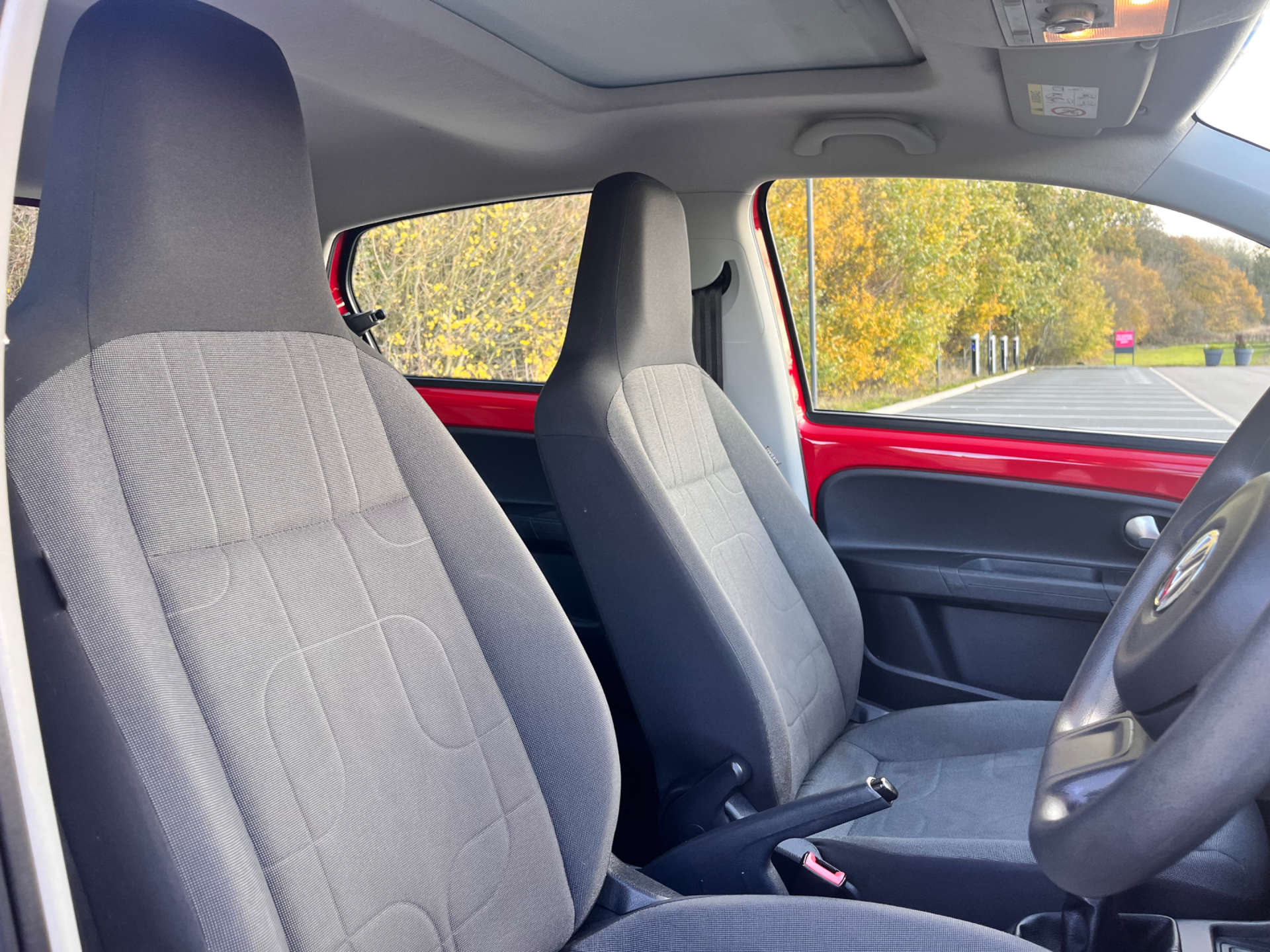 VOLKSWAGEN UP! 1.0 Move Up 5dr #24