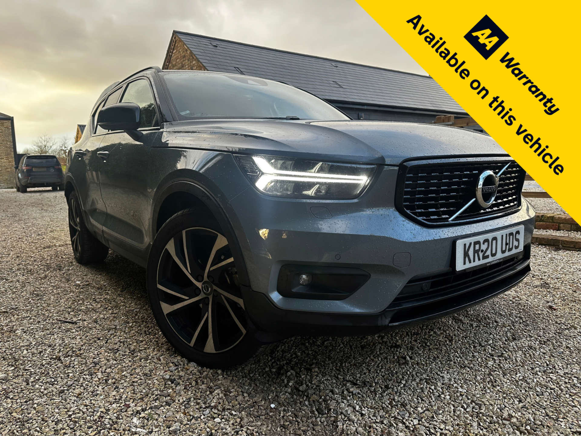 VOLVO XC40 2.0 XC40 R-Design Pro D3 Auto 5dr #0