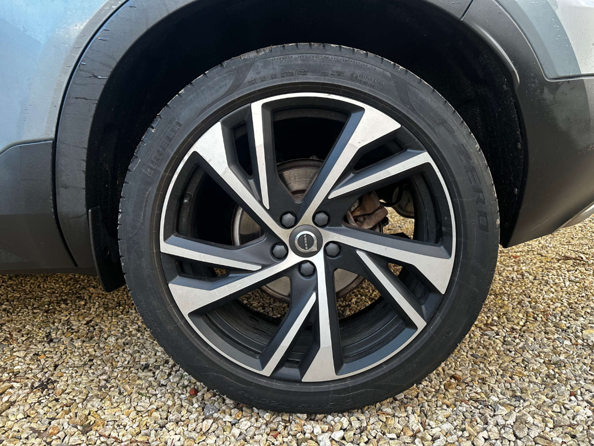 VOLVO XC40 2.0 XC40 R-Design Pro D3 Auto 5dr #22