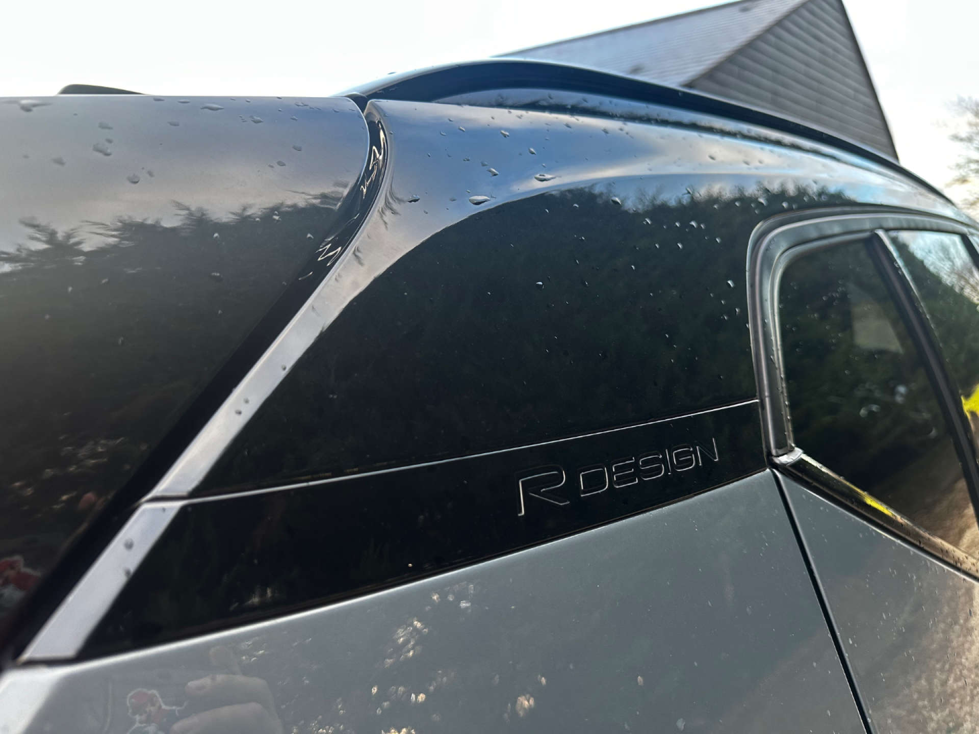 VOLVO XC40 2.0 XC40 R-Design Pro D3 Auto 5dr #23