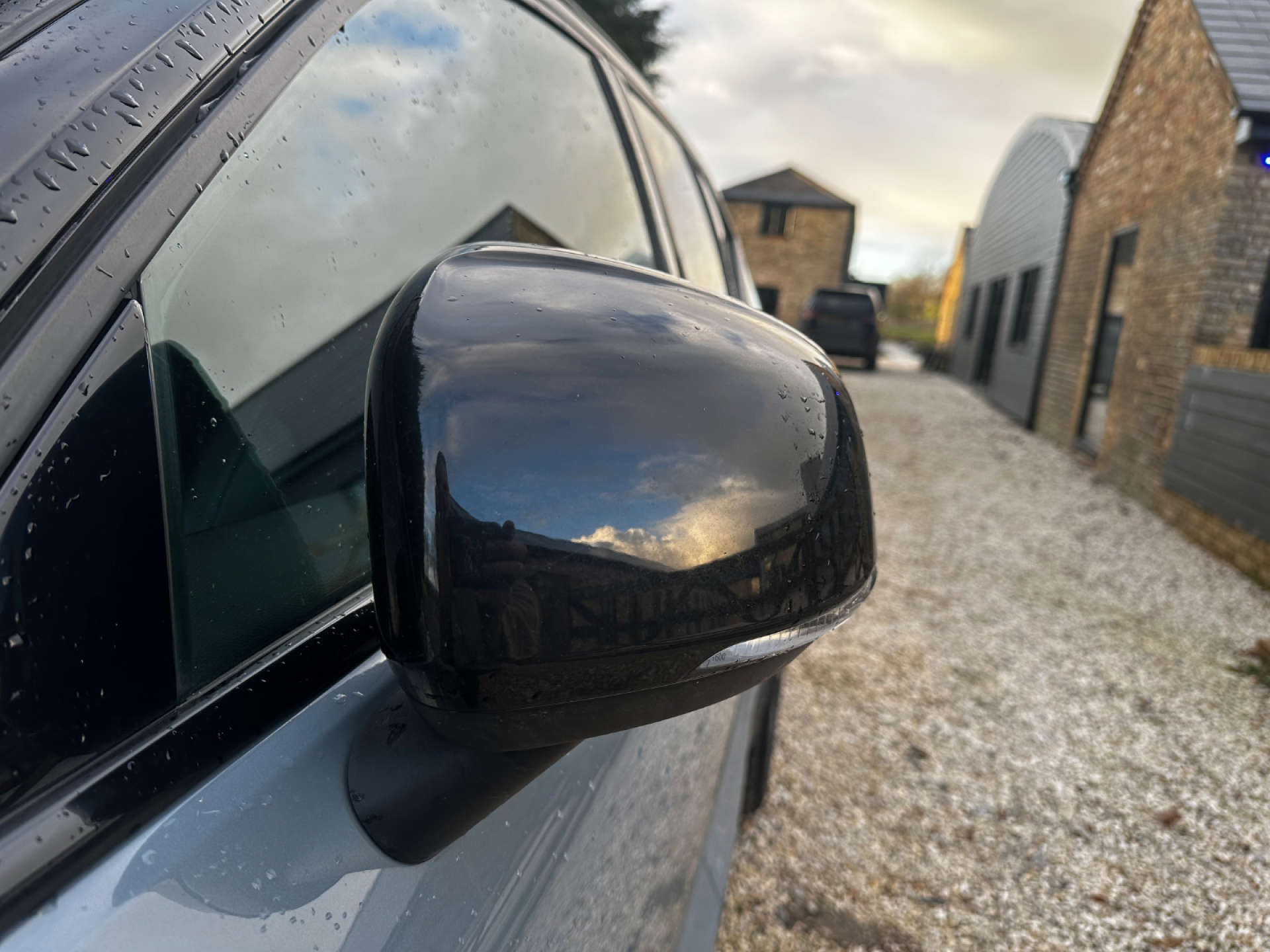 VOLVO XC40 2.0 XC40 R-Design Pro D3 Auto 5dr #24