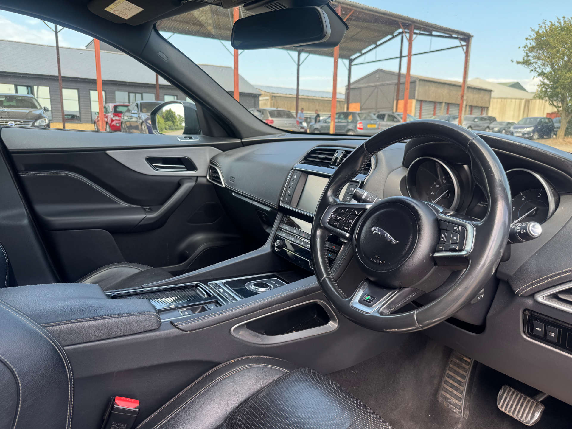 JAGUAR F-PACE 2.0 F-PACE R-Sport AWD D Auto 4WD 5dr #2