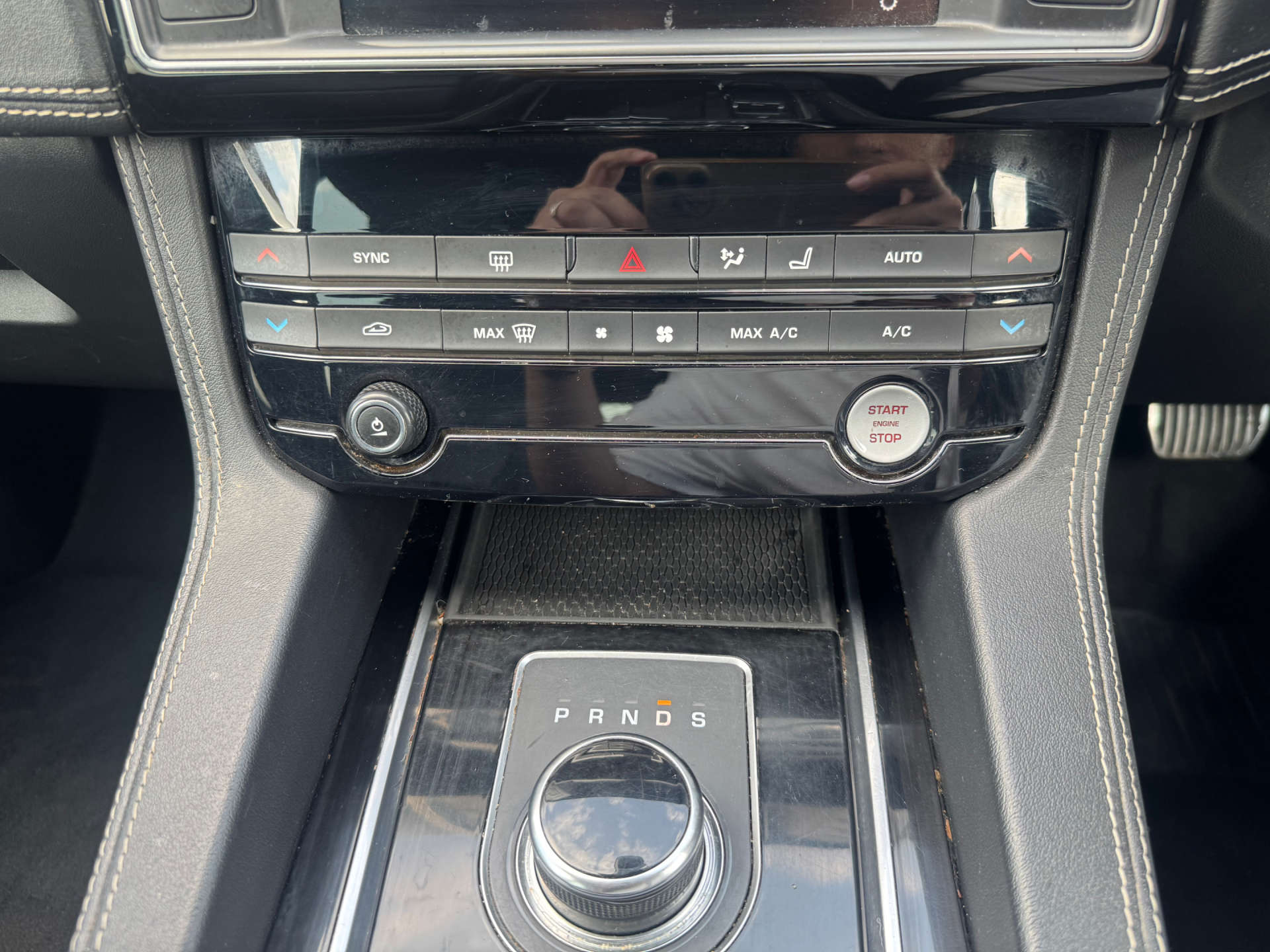 JAGUAR F-PACE 2.0 F-PACE R-Sport AWD D Auto 4WD 5dr #34