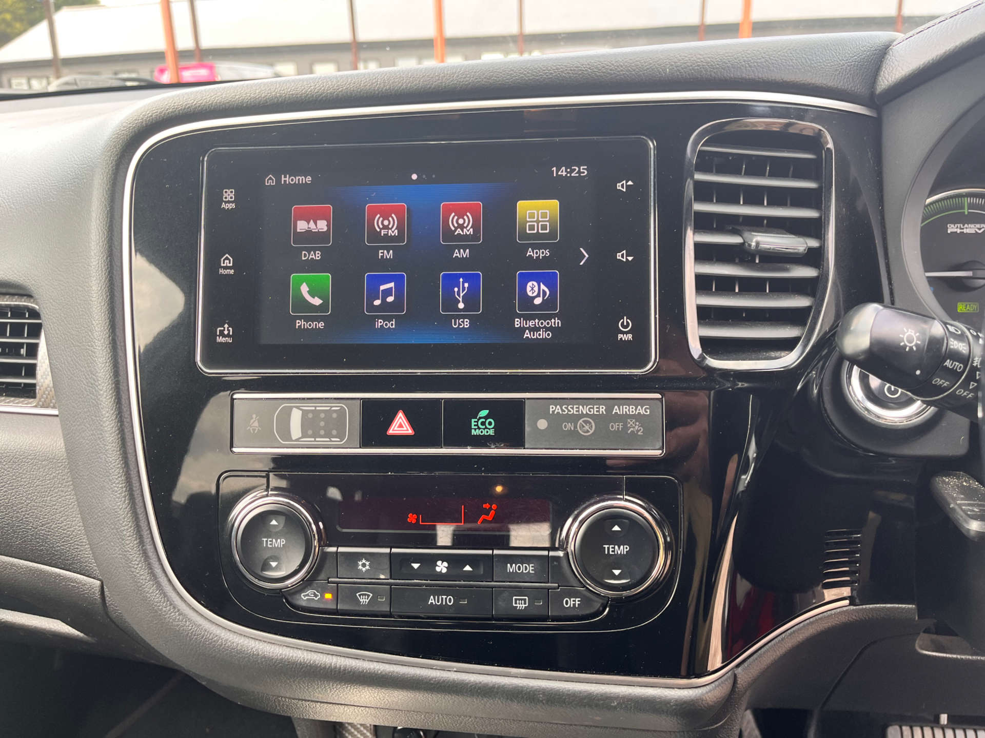 MITSUBISHI OUTLANDER 2.4 Outlander 4h PHEV CVT 4WD 5dr #51