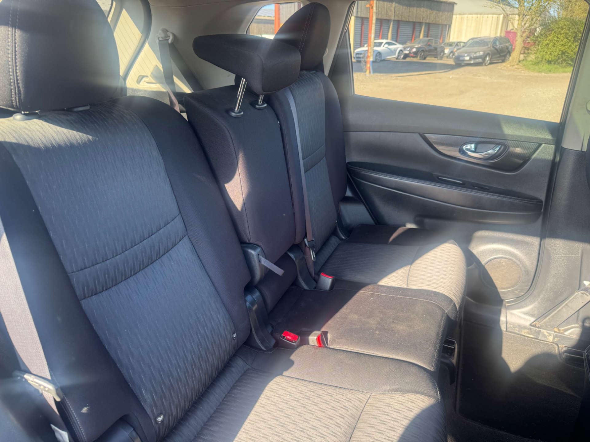 NISSAN X-TRAIL 2.0 X-Trail N-Connecta dCi 4x4 4WD 5dr #35