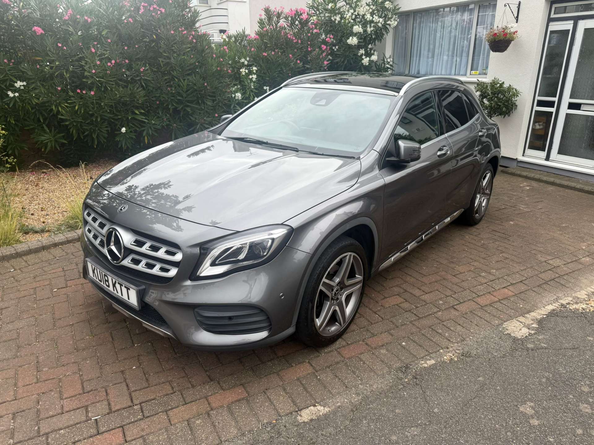 MERCEDES-BENZ GLA 2.0 GLA 250 AMG Line Premium+ 4Matic Auto 4WD 5dr #9