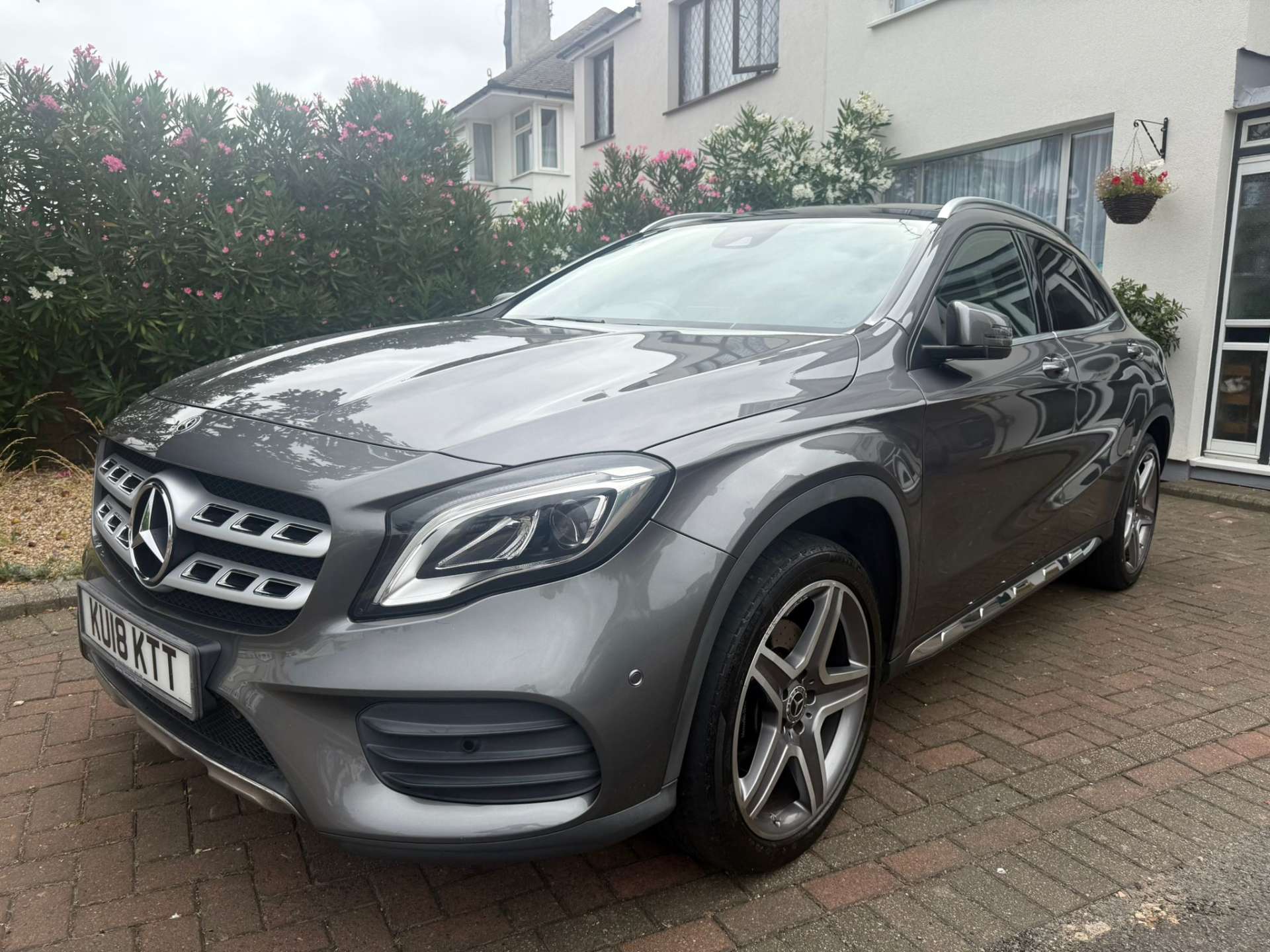 MERCEDES-BENZ GLA 2.0 GLA 250 AMG Line Premium+ 4Matic Auto 4WD 5dr #10