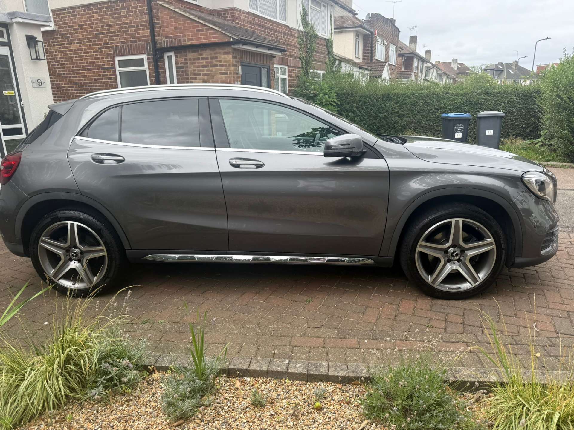 MERCEDES-BENZ GLA 2.0 GLA 250 AMG Line Premium+ 4Matic Auto 4WD 5dr #16