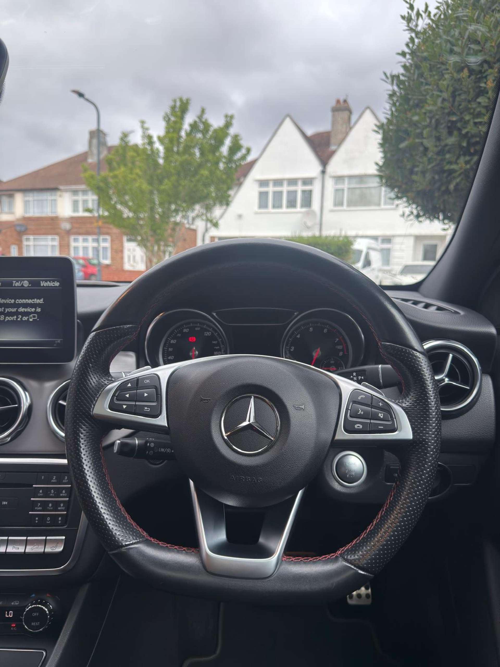 MERCEDES-BENZ GLA 2.0 GLA 250 AMG Line Premium+ 4Matic Auto 4WD 5dr #17