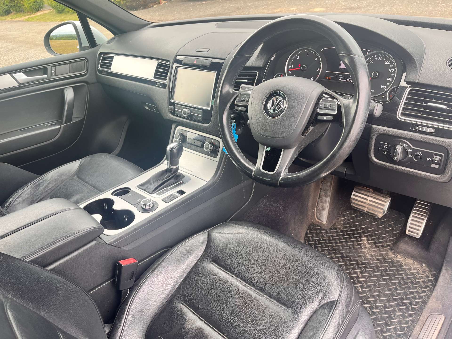 VOLKSWAGEN TOUAREG 3.0 Touareg V6 Altitude TDI BlueMotion Technology Auto 4WD 5dr #2