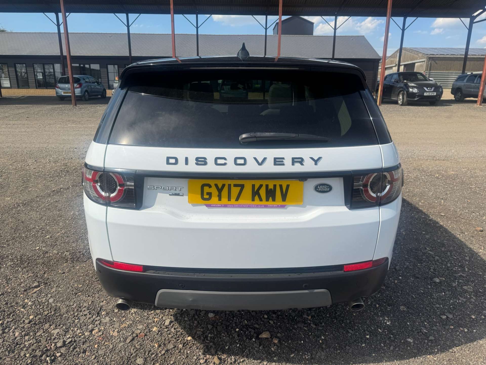 LAND ROVER DISCOVERY SPORT 2.0 Discovery Sport Black HSE TD4 Auto 4WD 5dr #15