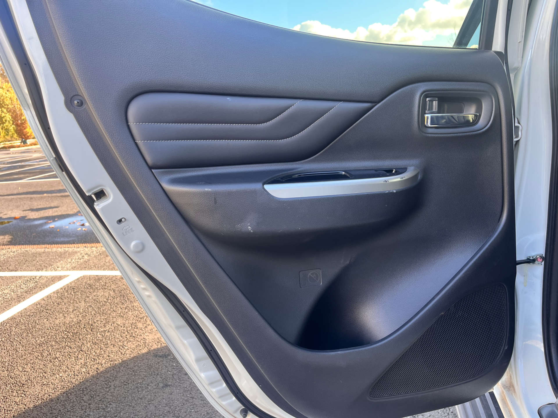 MITSUBISHI L200 2.3 L200 Barbarian DI-D Auto 4WD #21