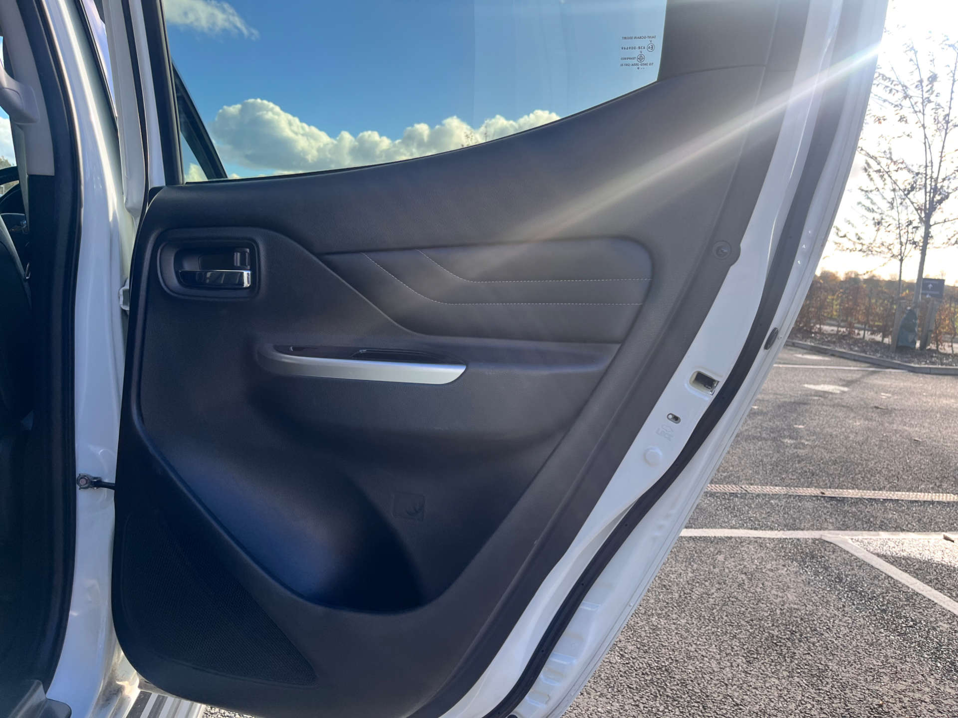 MITSUBISHI L200 2.3 L200 Barbarian DI-D Auto 4WD #24