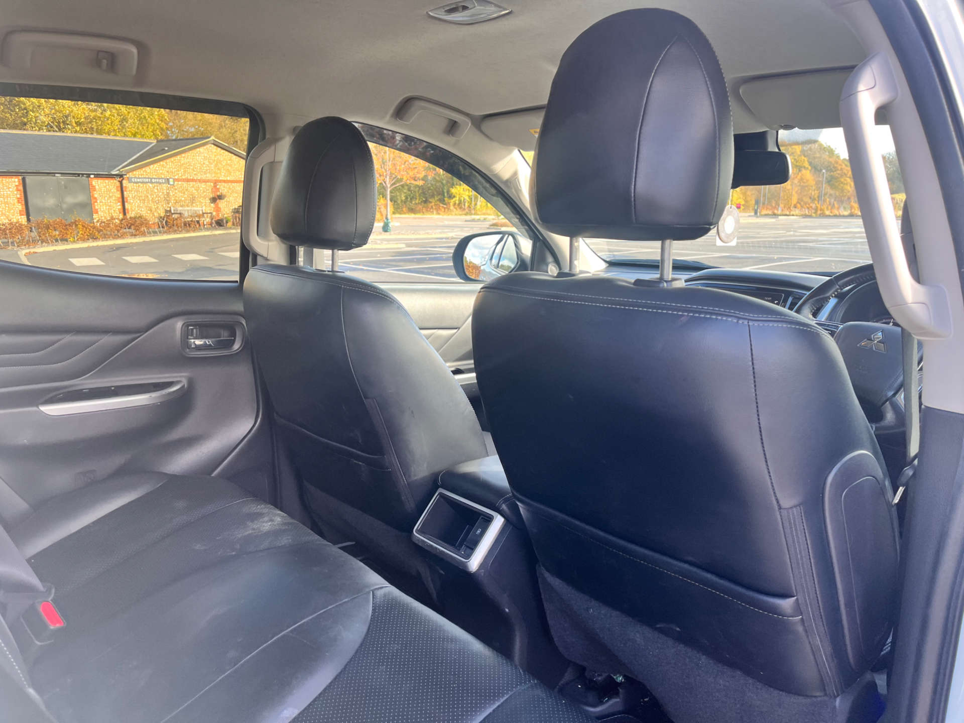 MITSUBISHI L200 2.3 L200 Barbarian DI-D Auto 4WD #25