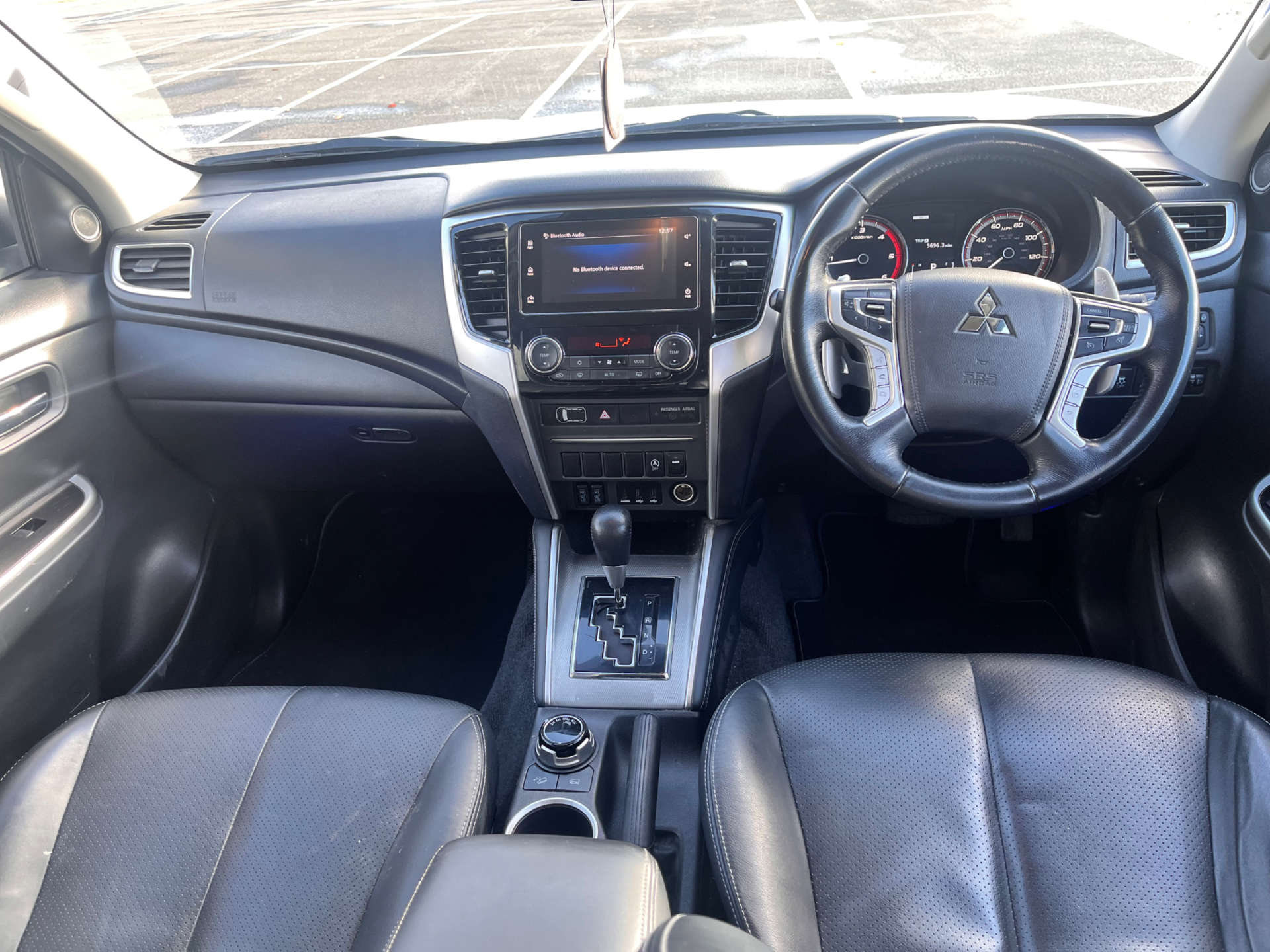 MITSUBISHI L200 2.3 L200 Barbarian DI-D Auto 4WD #32