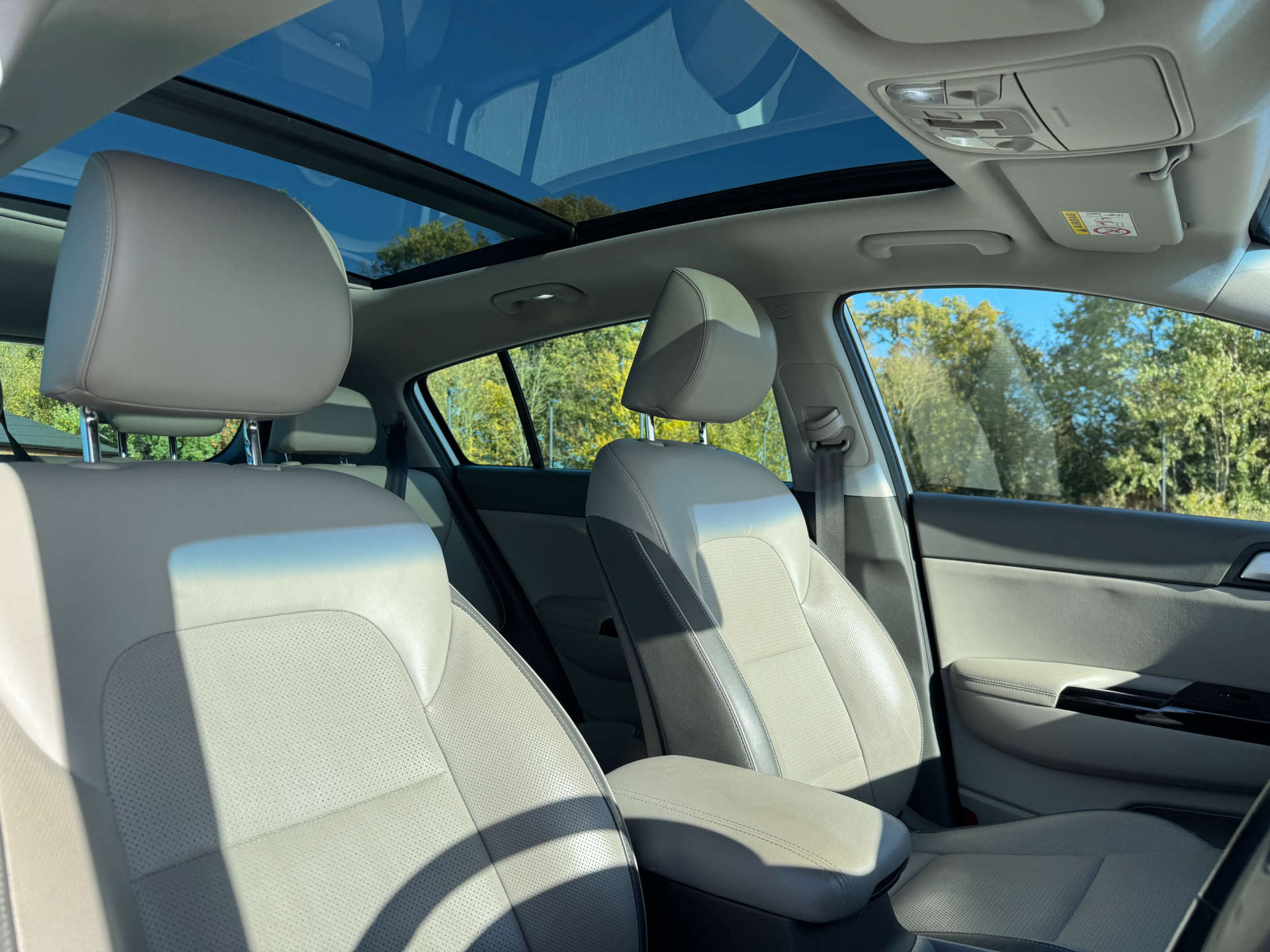 KIA SPORTAGE 2.0 Sportage First Edition CRDi Auto 4WD 5dr #19