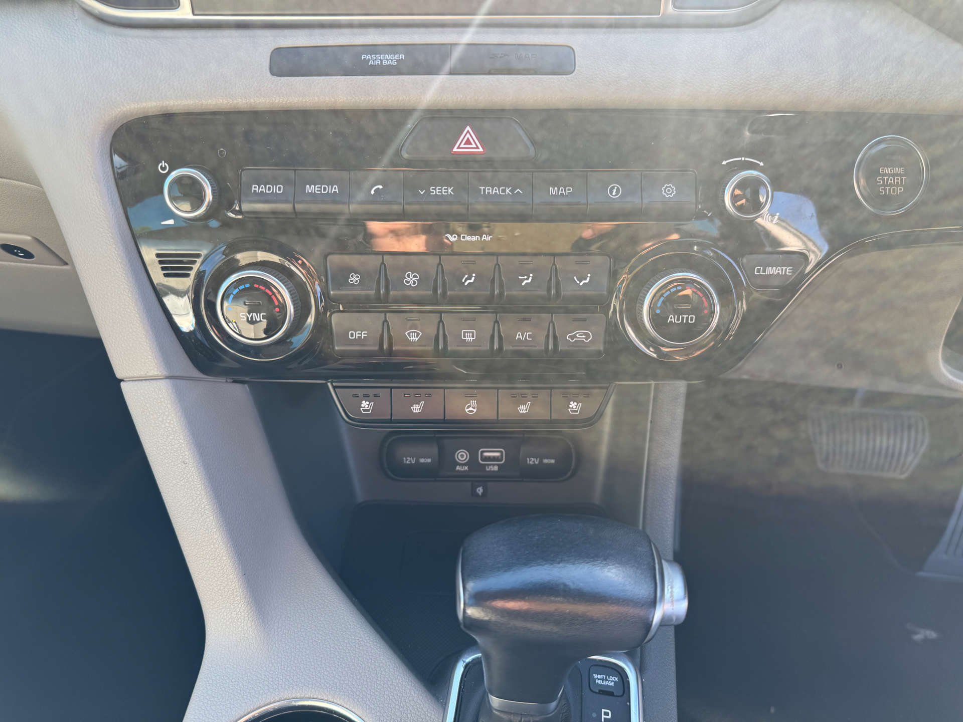 KIA SPORTAGE 2.0 Sportage First Edition CRDi Auto 4WD 5dr #34