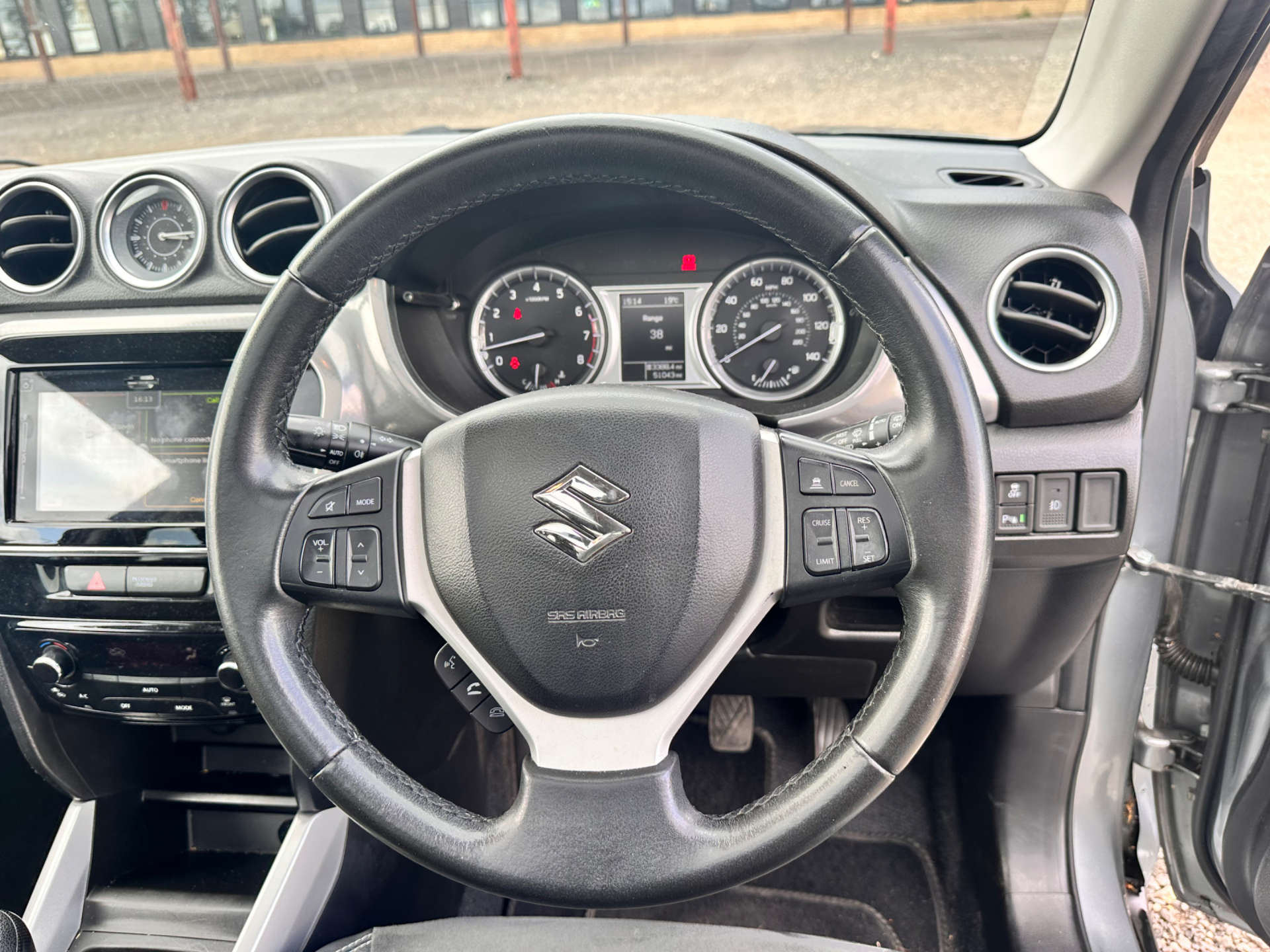 SUZUKI VITARA 1.6 Vitara SZ5 5dr #35
