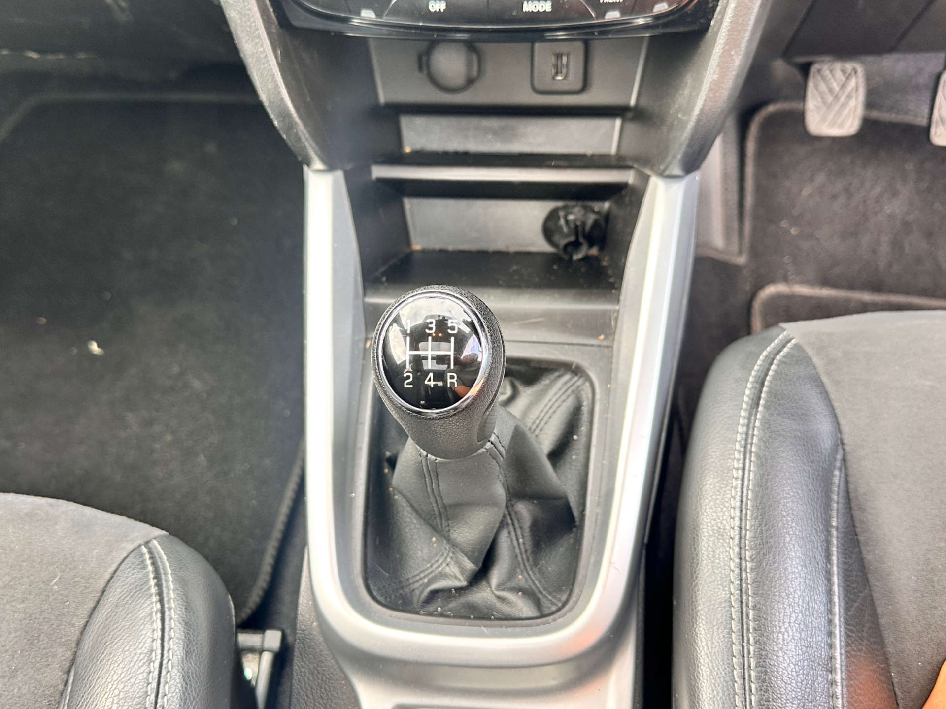 SUZUKI VITARA 1.6 Vitara SZ5 5dr #38