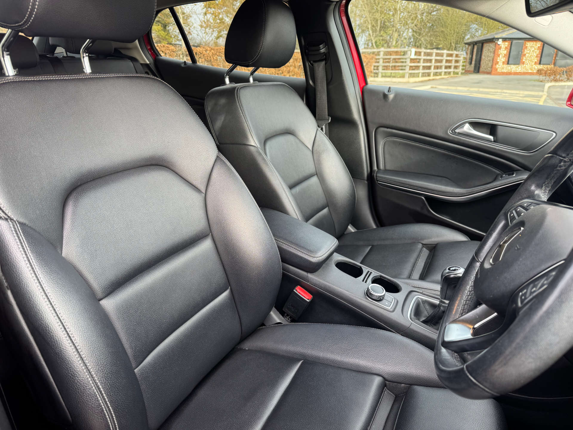 MERCEDES-BENZ GLA 1.6 GLA 200 SE Executive 5dr #18