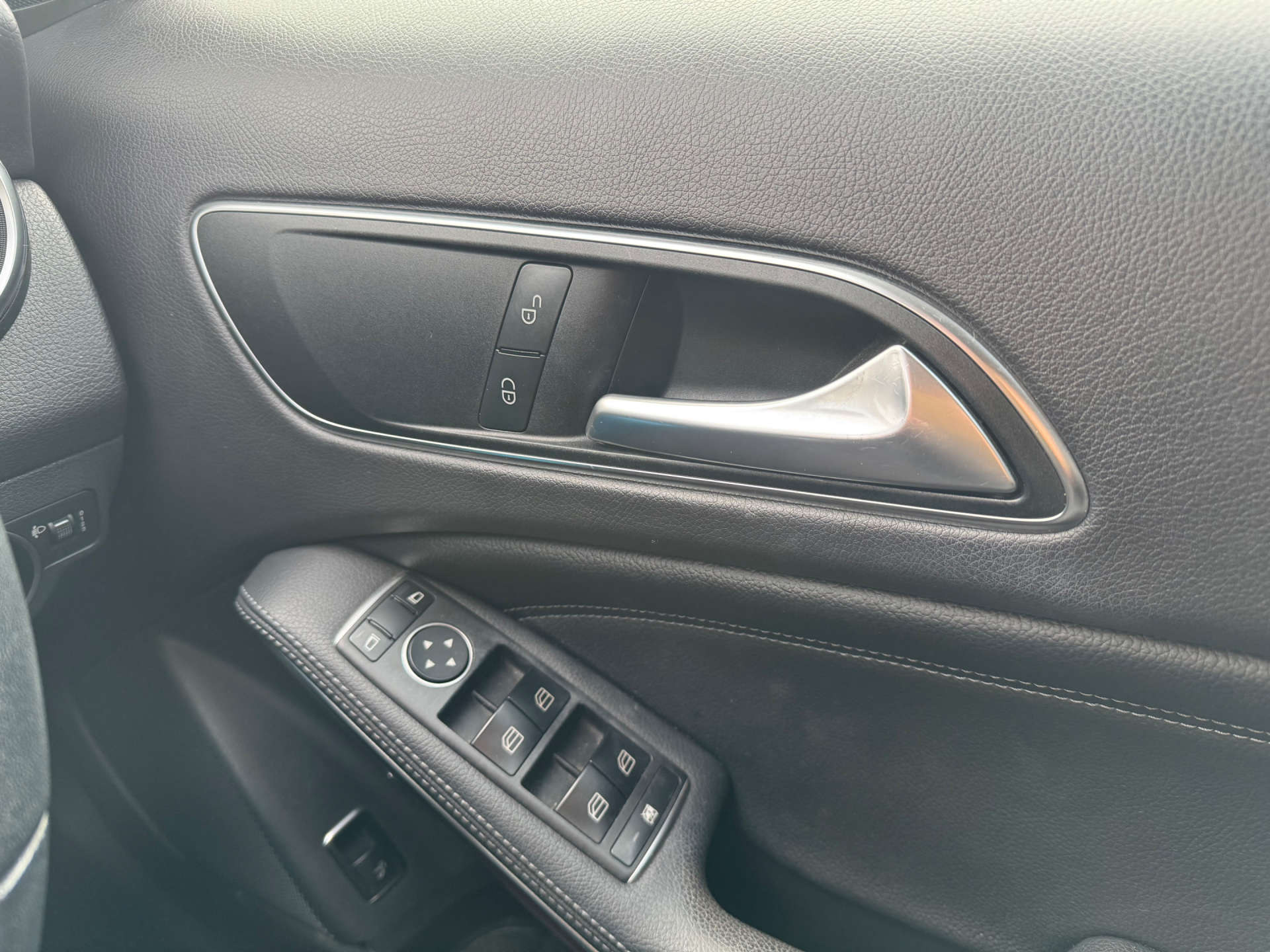 MERCEDES-BENZ GLA 1.6 GLA 200 SE Executive 5dr #27