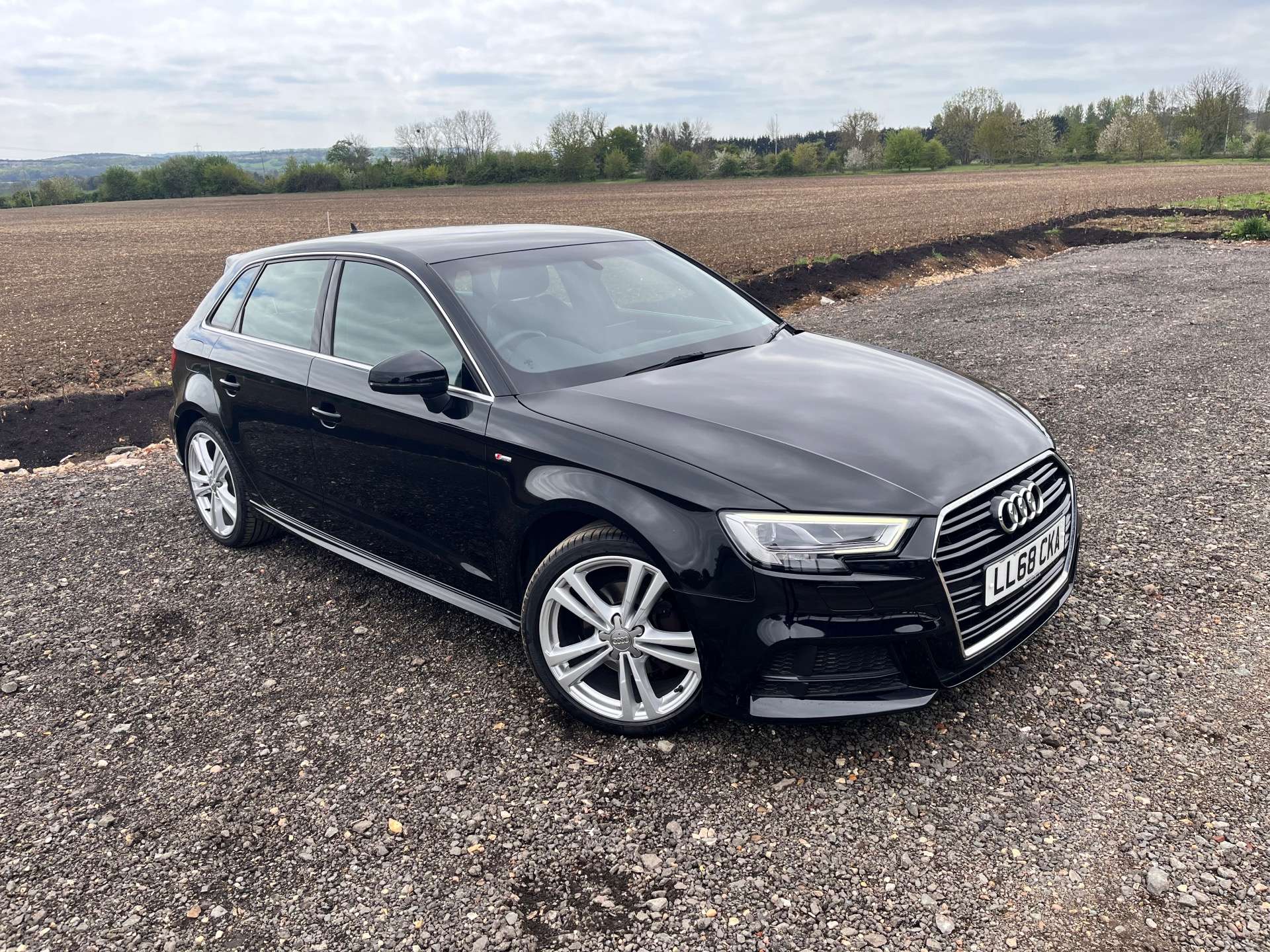 AUDI A3 1.5 A3 Sportback 35 TFSI S Line Semi-Auto 5dr #5