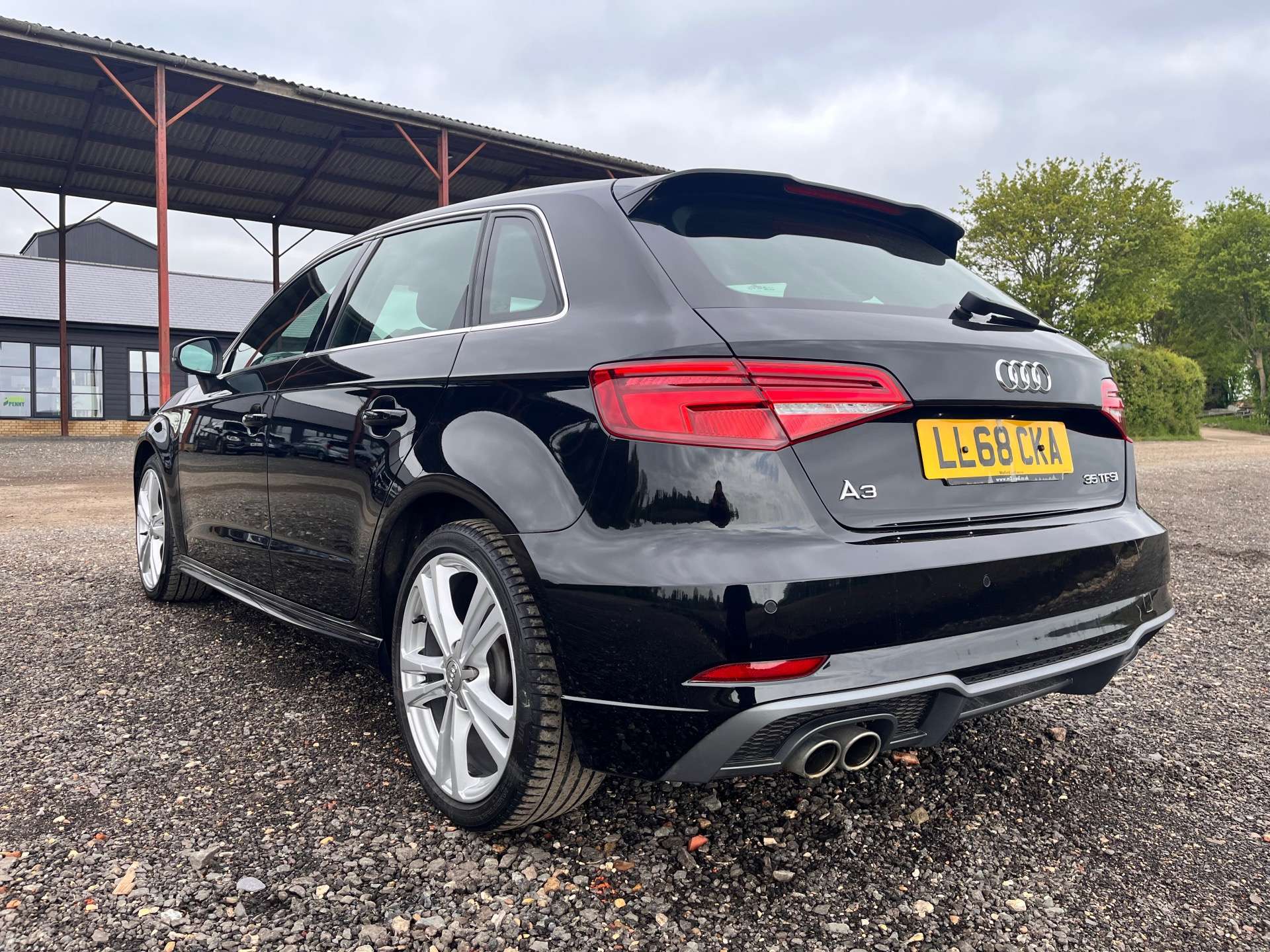 AUDI A3 1.5 A3 Sportback 35 TFSI S Line Semi-Auto 5dr #10