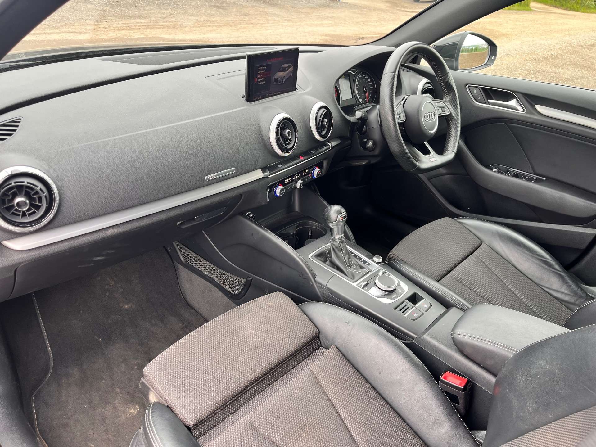 AUDI A3 1.5 A3 Sportback 35 TFSI S Line Semi-Auto 5dr #26