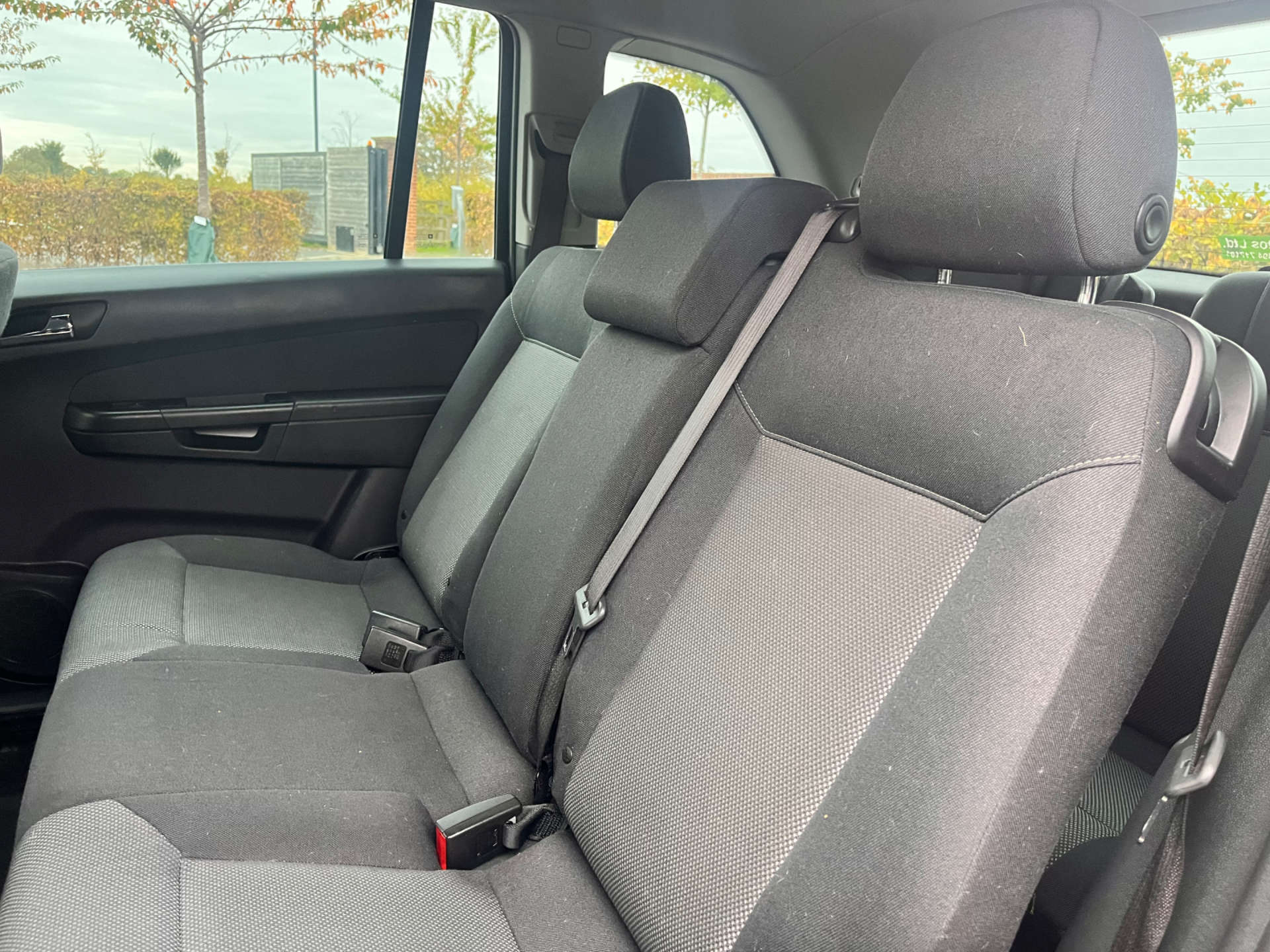 VAUXHALL ZAFIRA 1.7 Zafira Design CDTi ecoFLEX 5dr #24