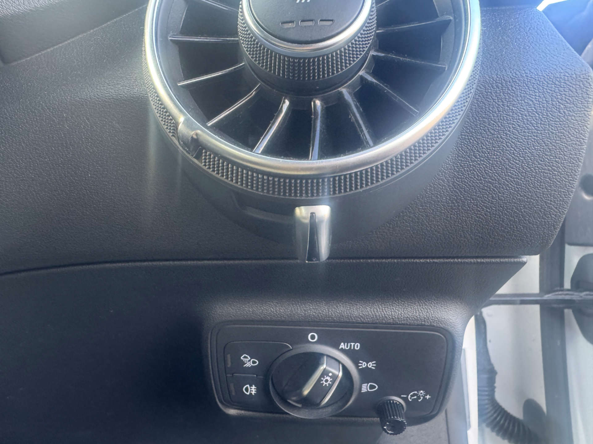 AUDI TT 2.0 TT S Line 40 TFSI Semi-Auto 3dr #31