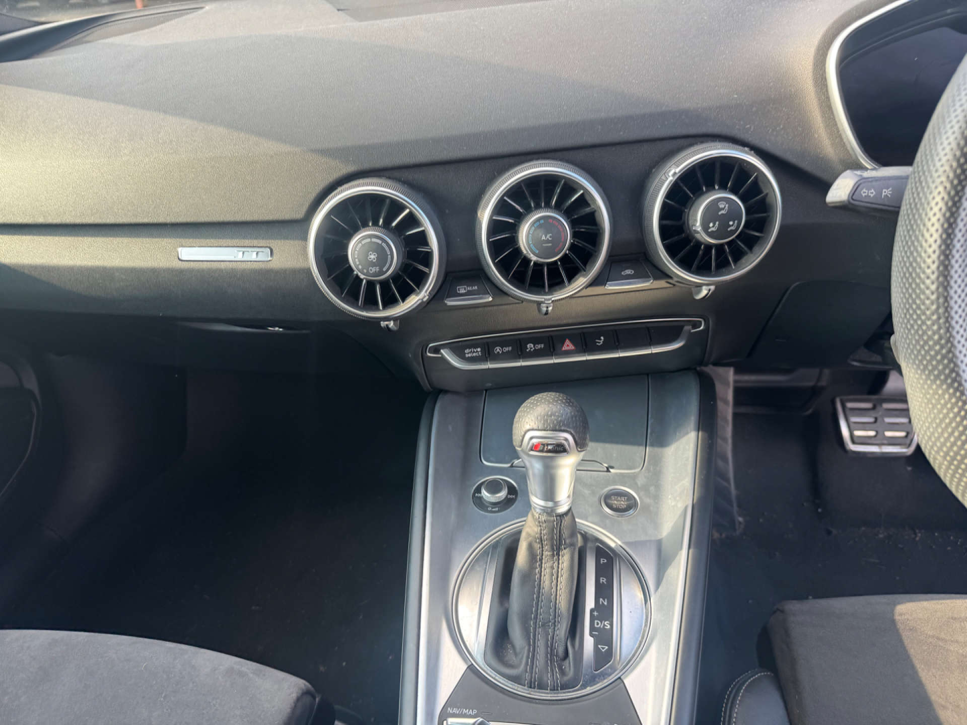 AUDI TT 2.0 TT S Line 40 TFSI Semi-Auto 3dr #33