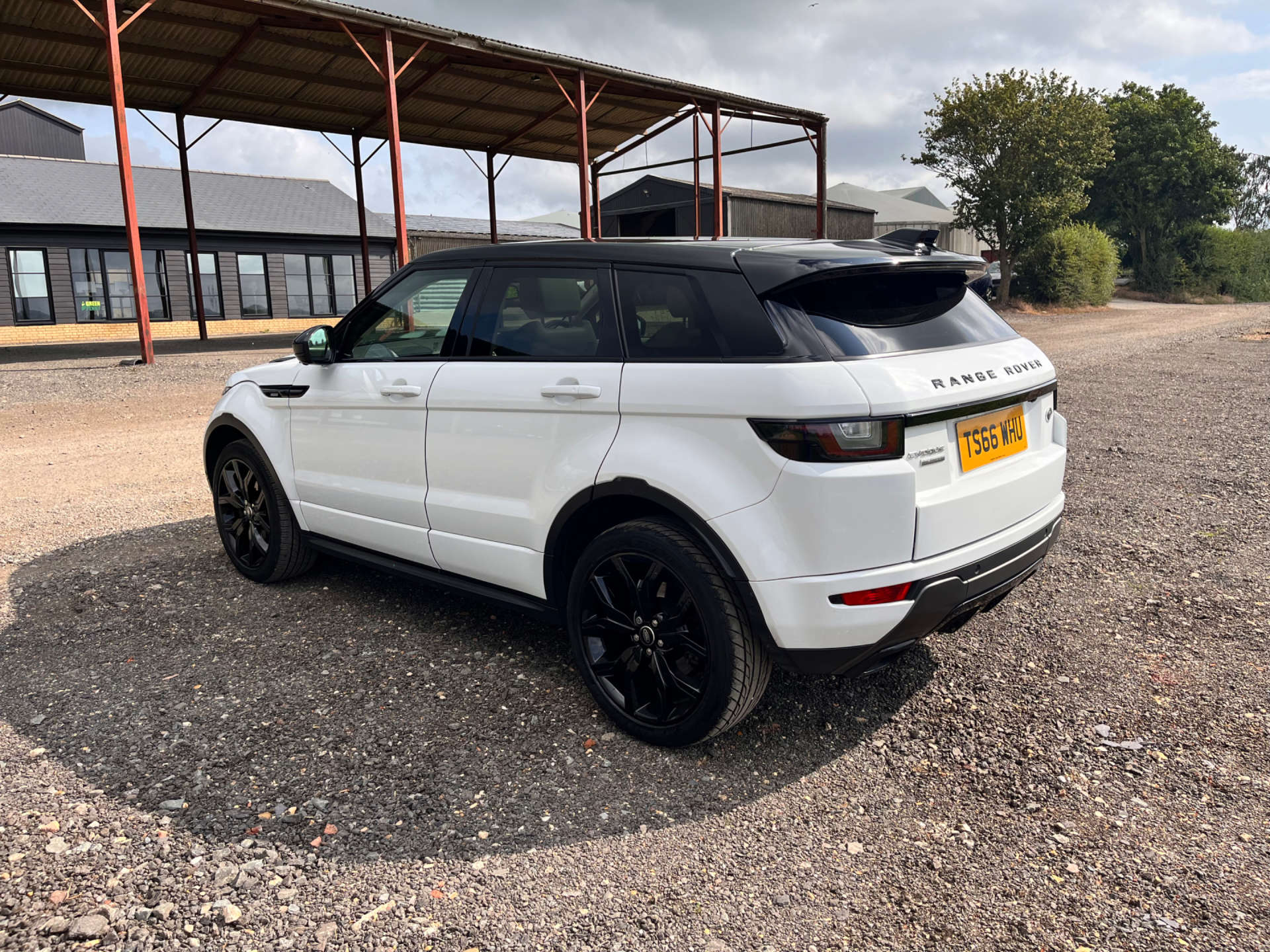 LAND ROVER RANGE ROVER EVOQUE 2.0 Range Rover Evoque Autobiography TD4 Auto 4WD 5dr #12