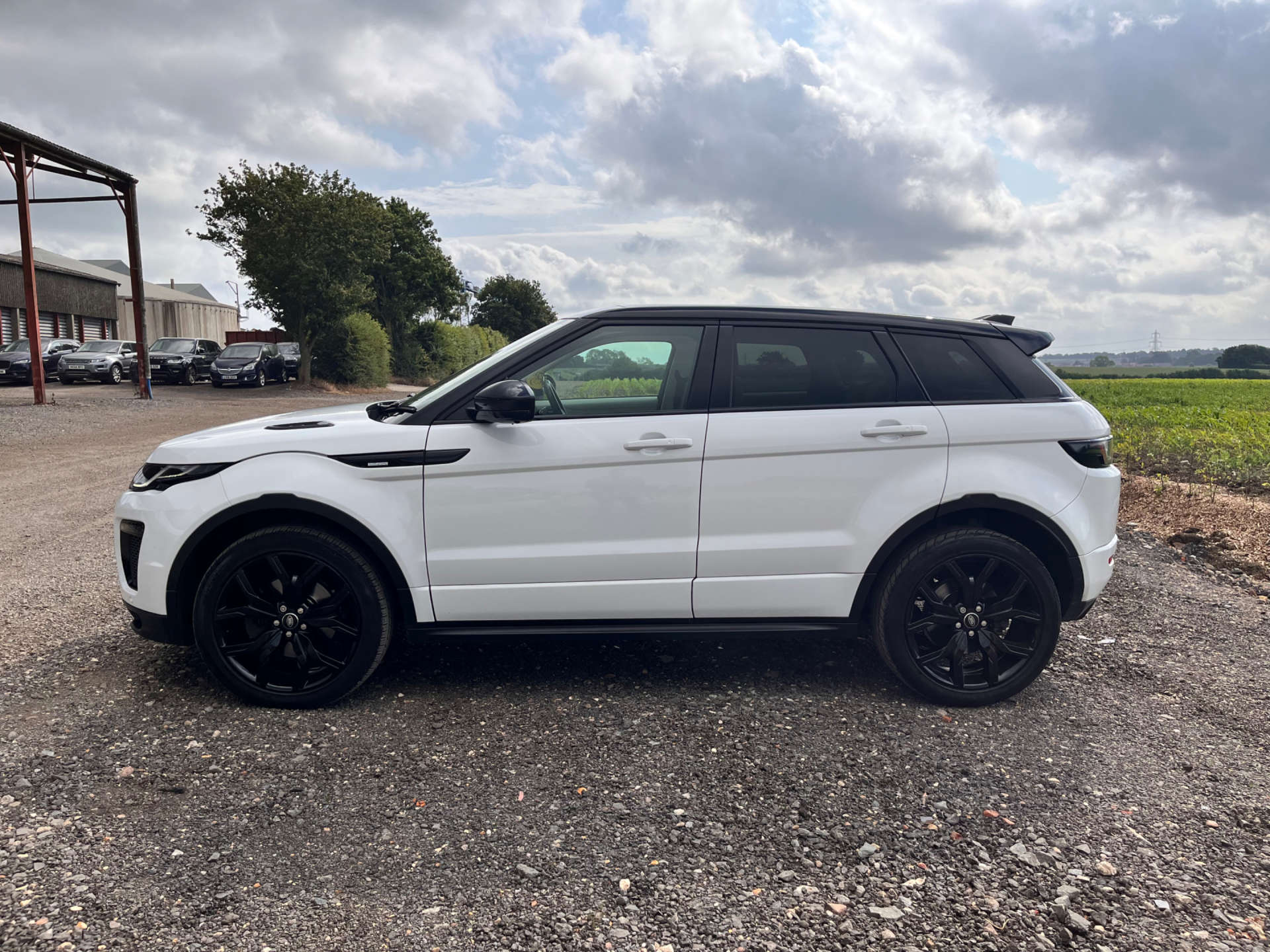LAND ROVER RANGE ROVER EVOQUE 2.0 Range Rover Evoque Autobiography TD4 Auto 4WD 5dr #18