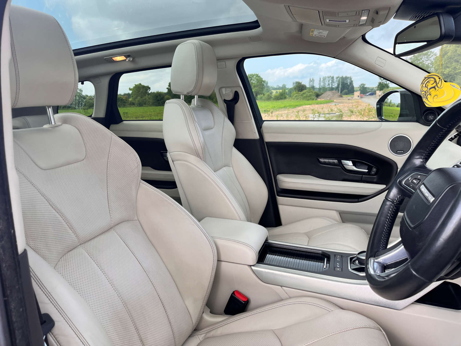LAND ROVER RANGE ROVER EVOQUE 2.0 Range Rover Evoque Autobiography TD4 Auto 4WD 5dr #42
