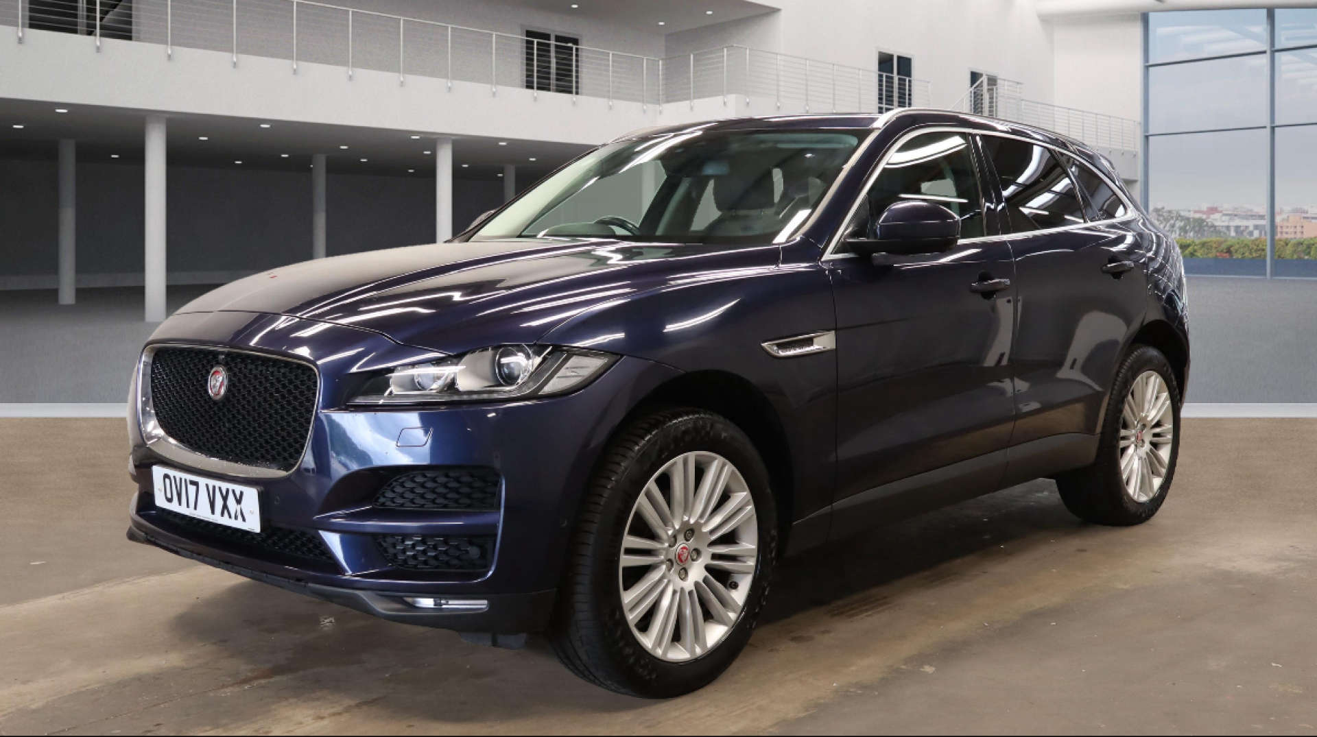 JAGUAR F-PACE 2.0 F-PACE Portfolio AWD D Auto 4WD 5dr #7